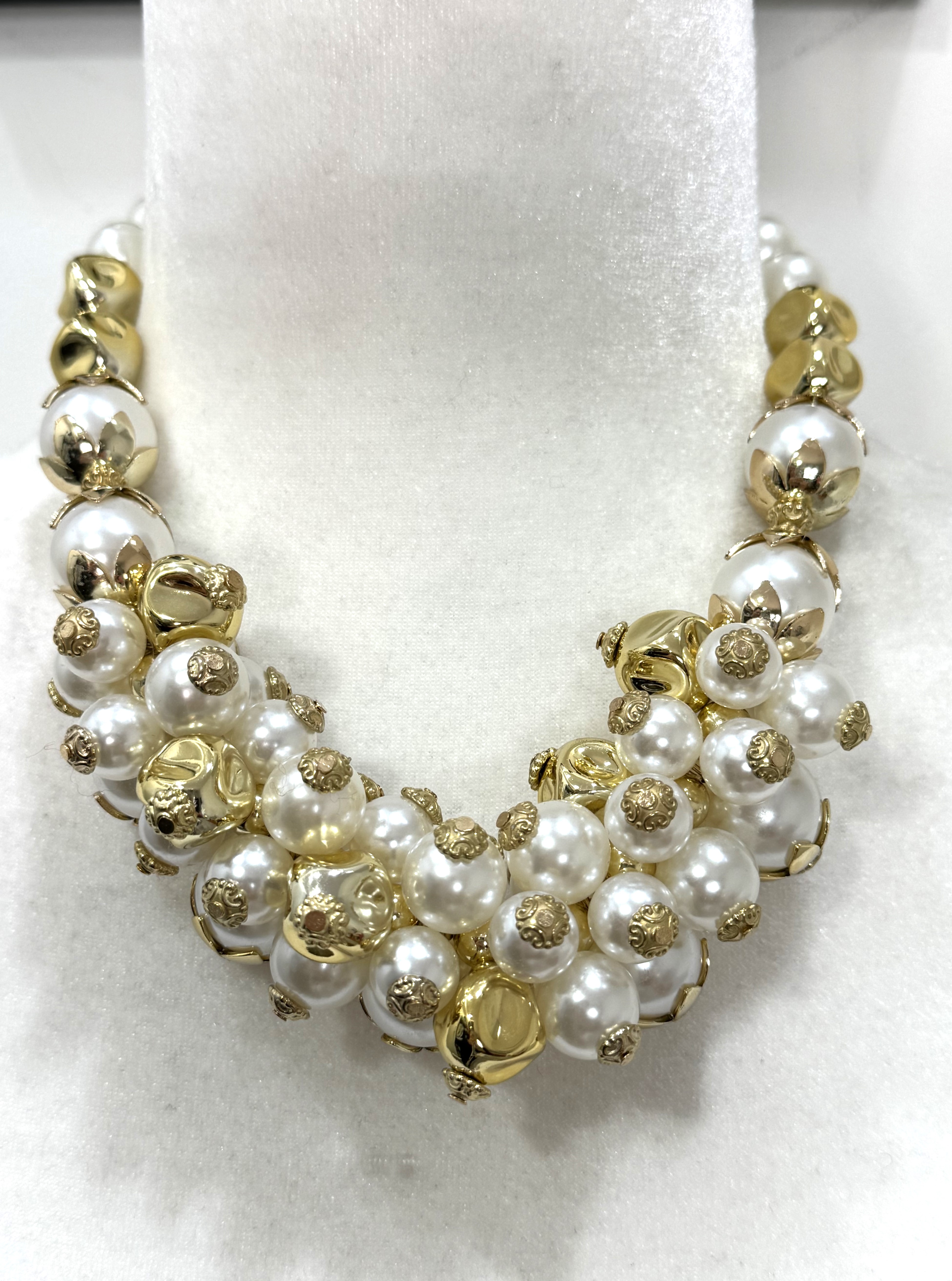 Collar nudo perlas