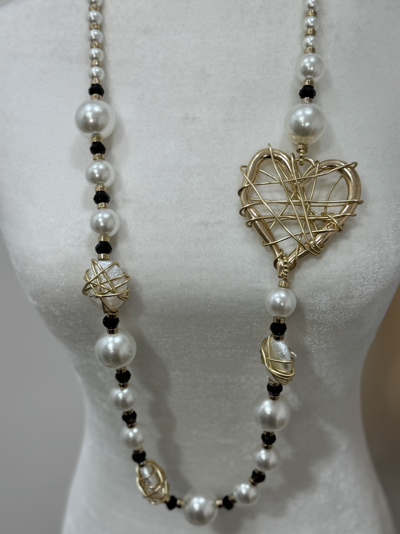 Collar maxi corazón y perlas