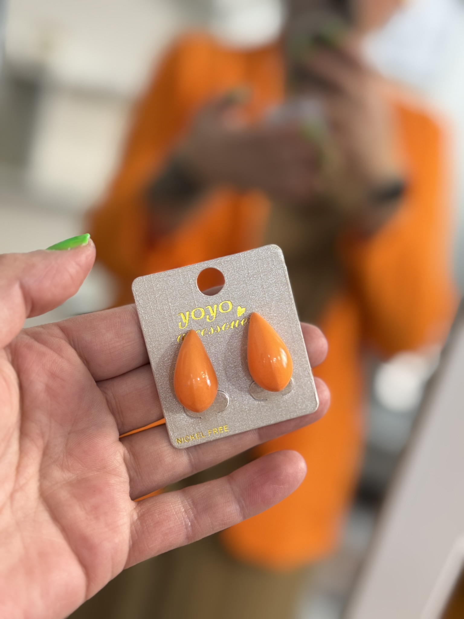 Pendientes gotas colores