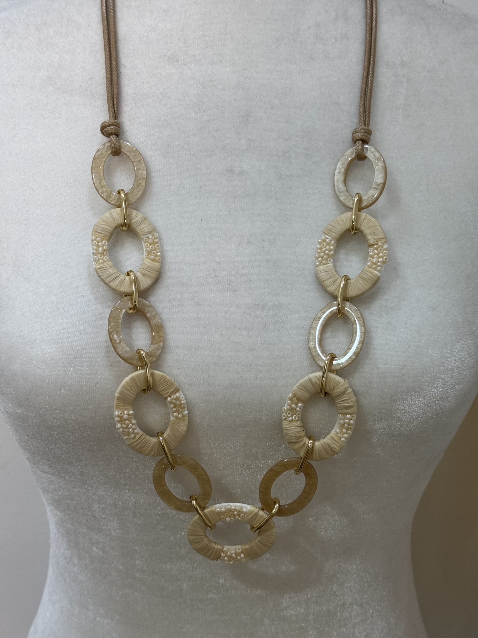 Collar ovalos