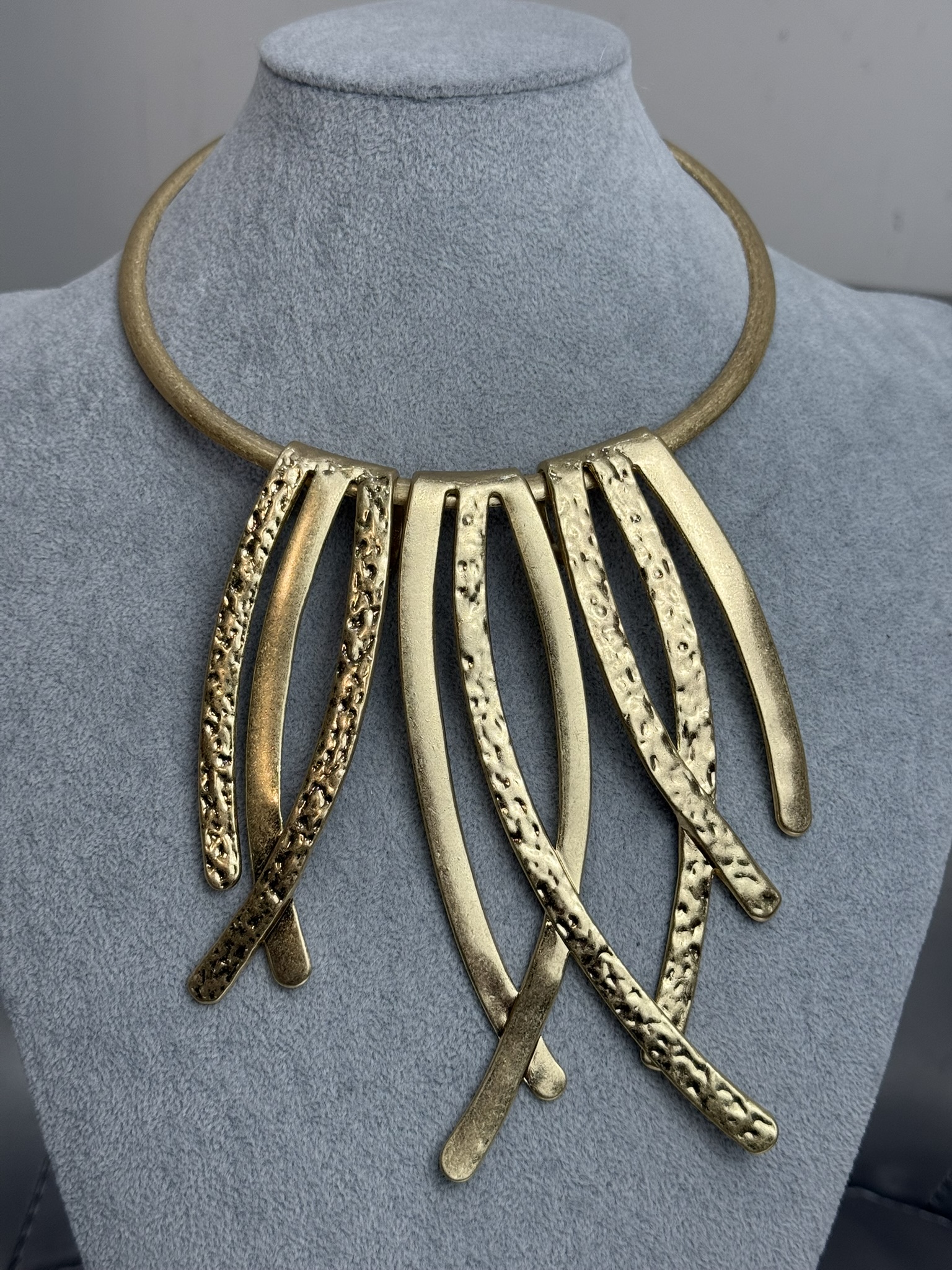 Collar corto ramas
