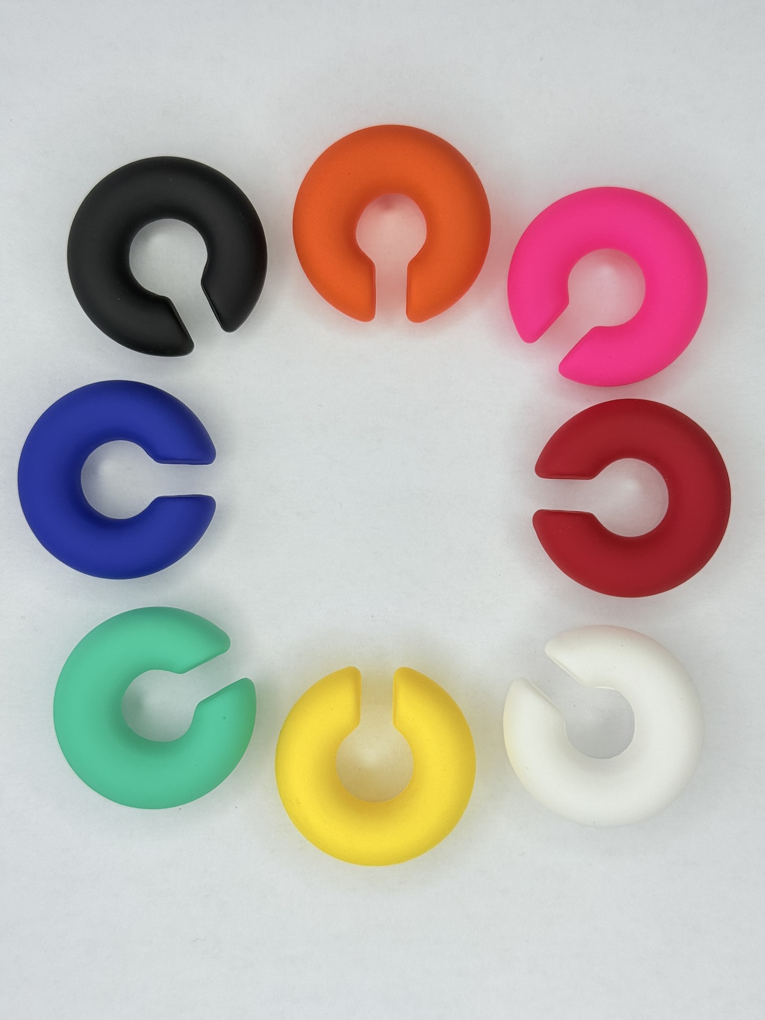 Pendientes aro resina mate