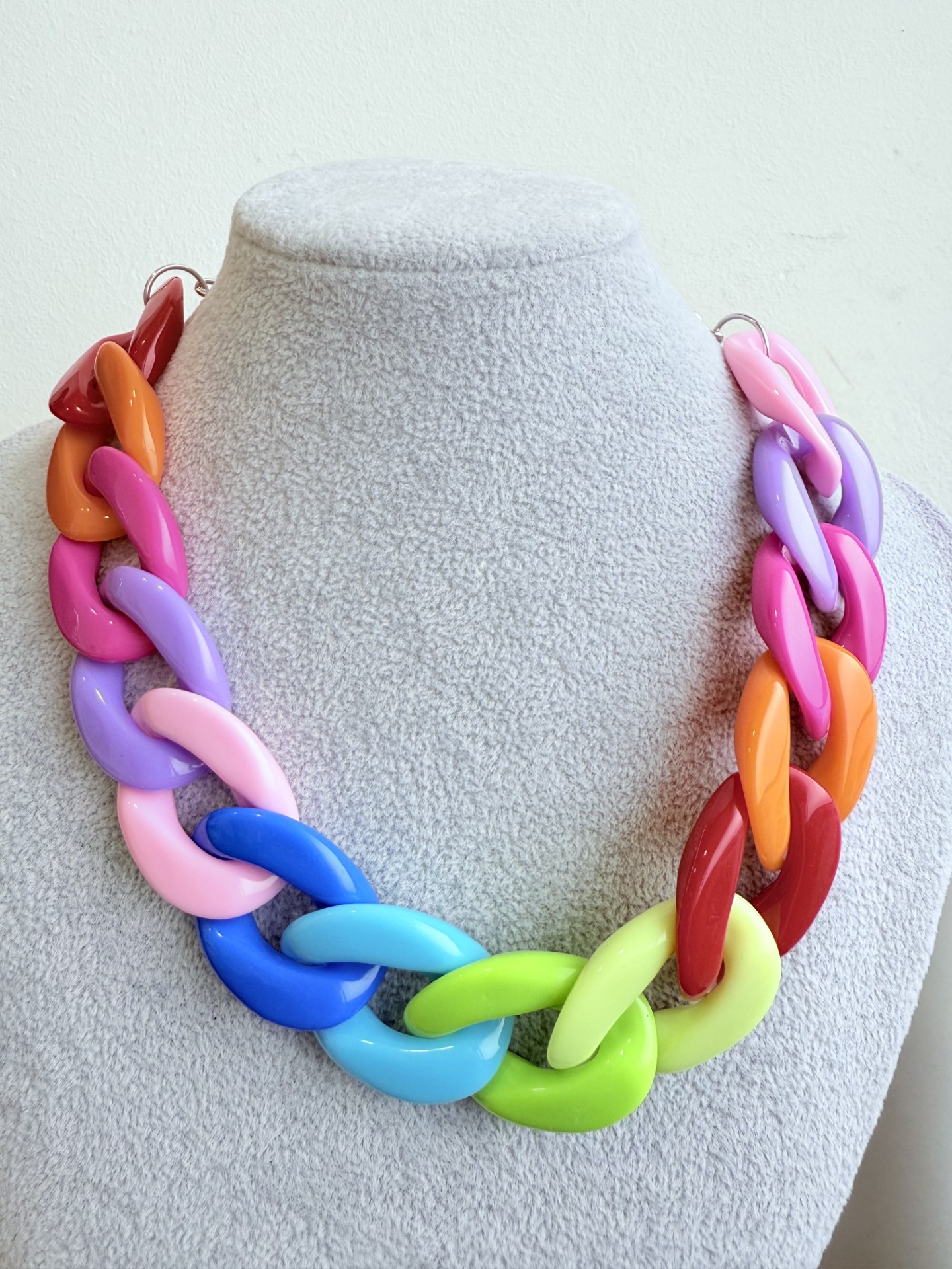 Collar cadena resina multicolor