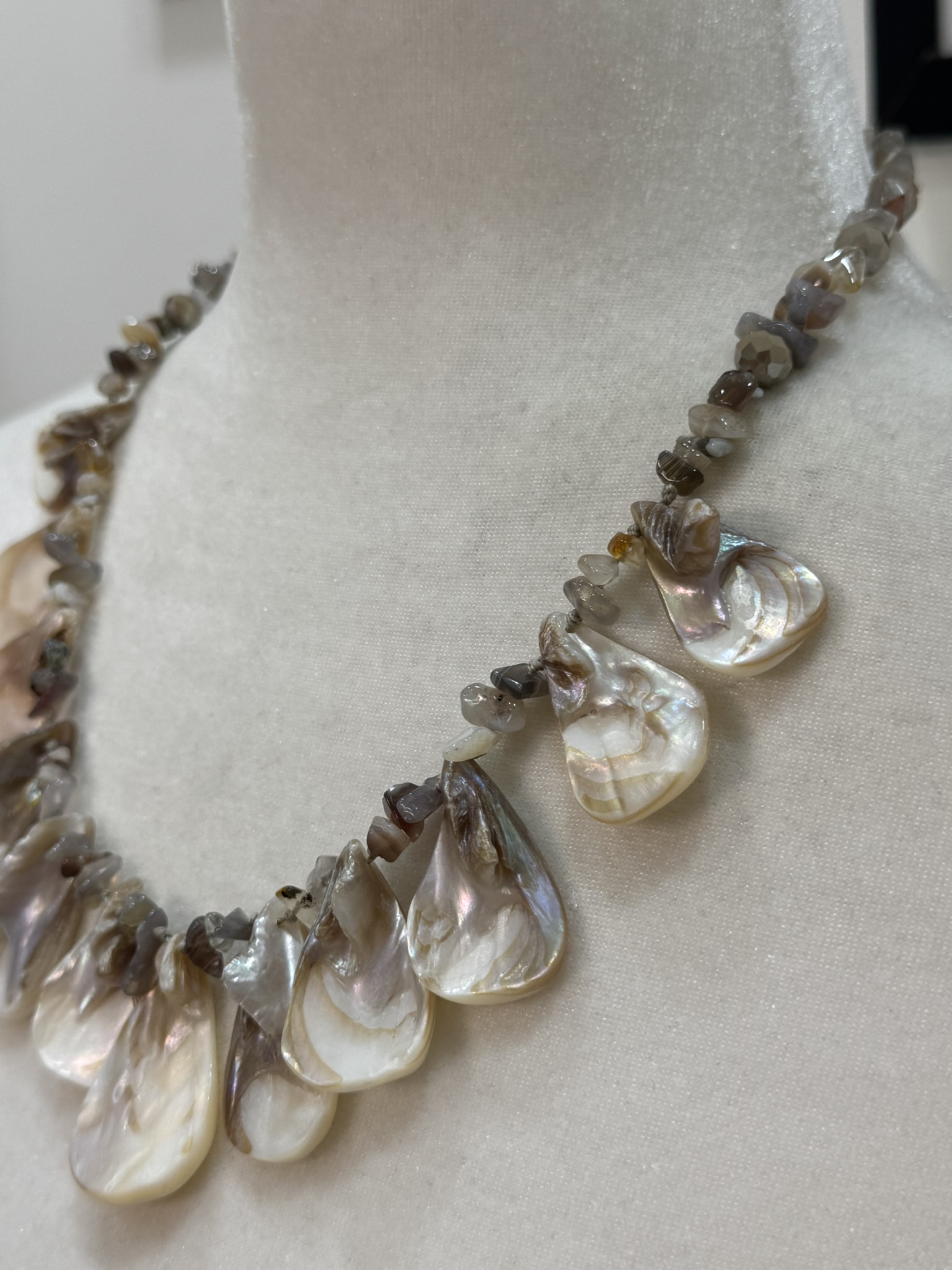 Collar conchas perladas