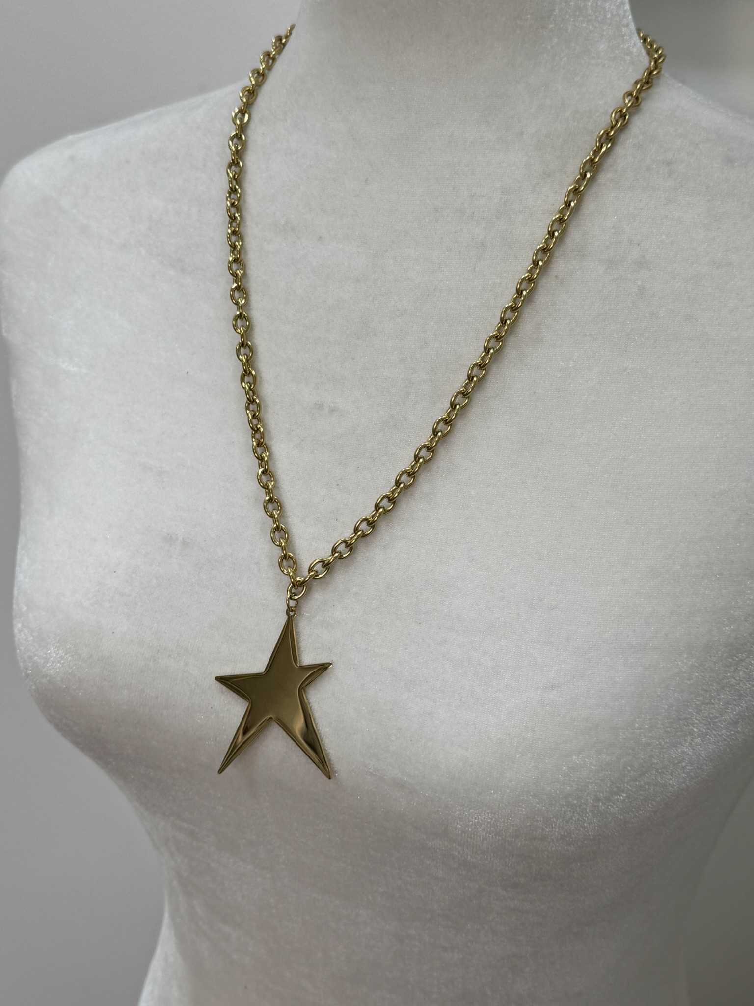 Collar estrella