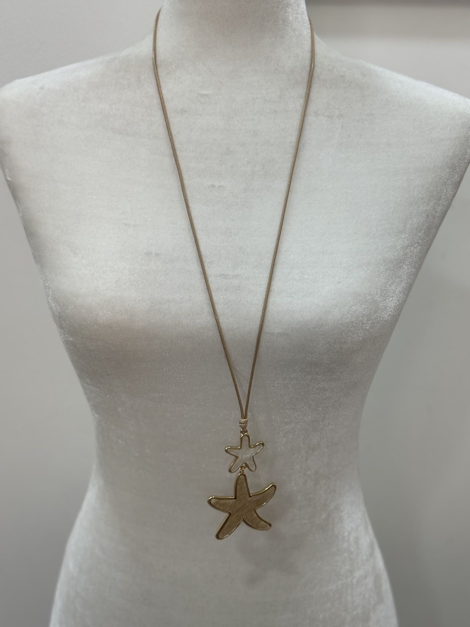 Collar estrella doble