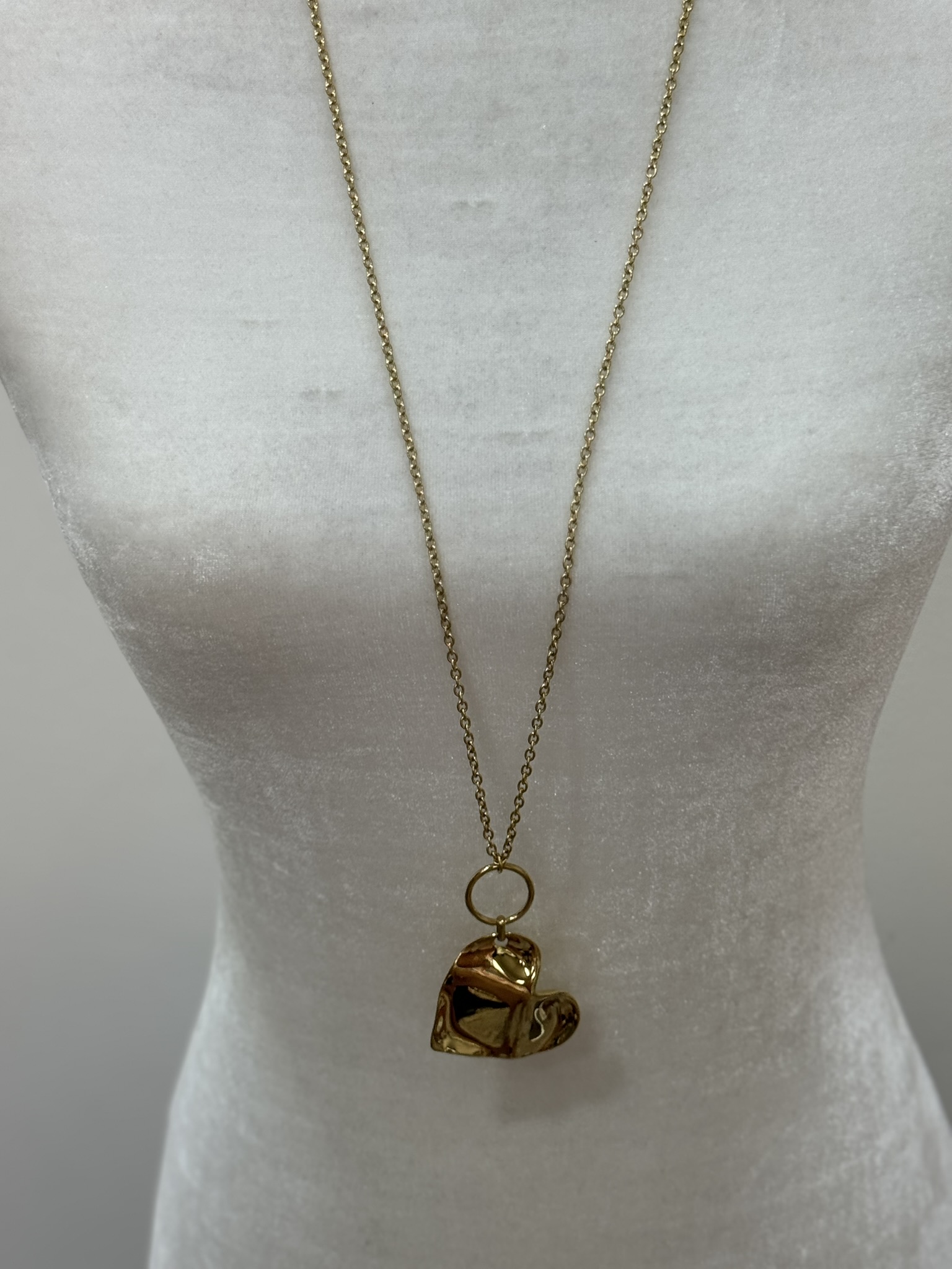 Collar corazon ondulado
