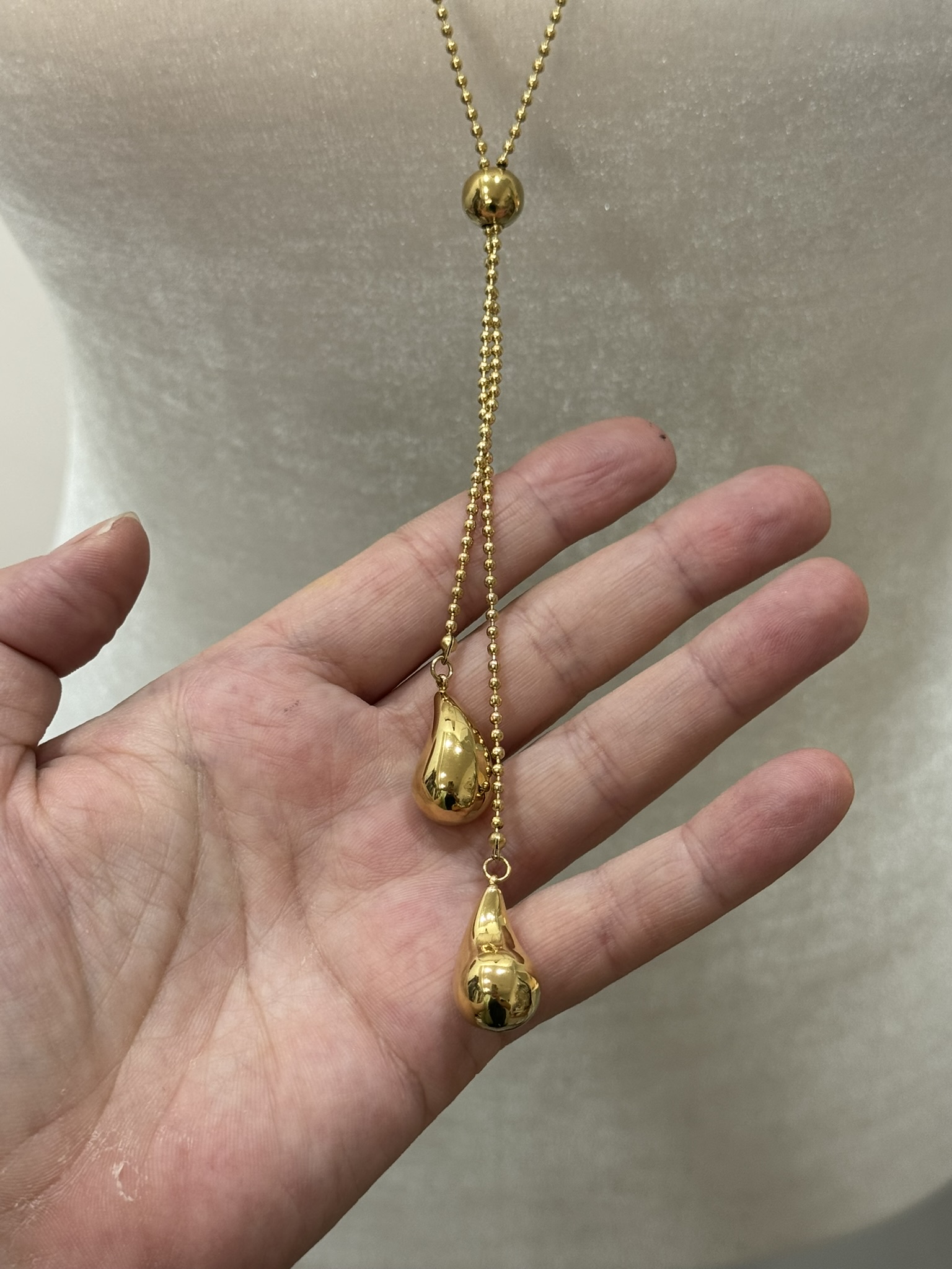 Collar gotas metal