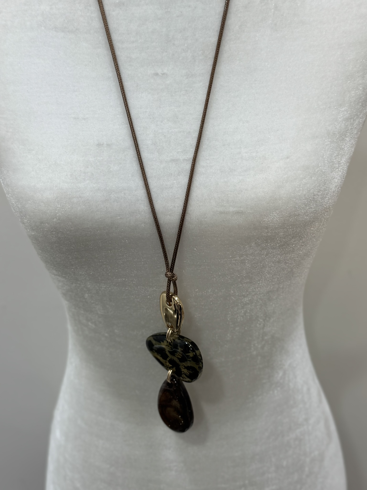 Collar piedras