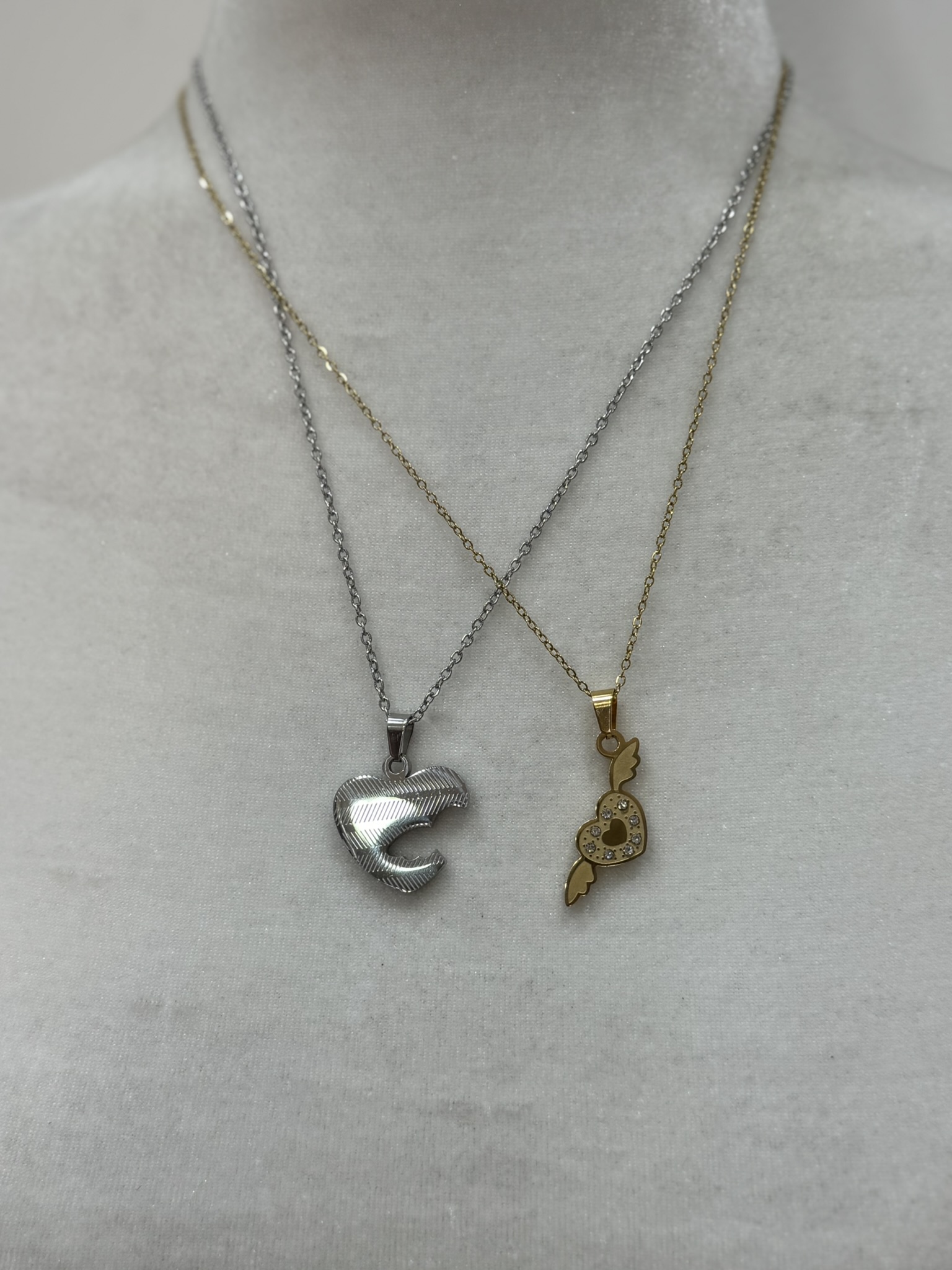 Collar doble puzzle corazones