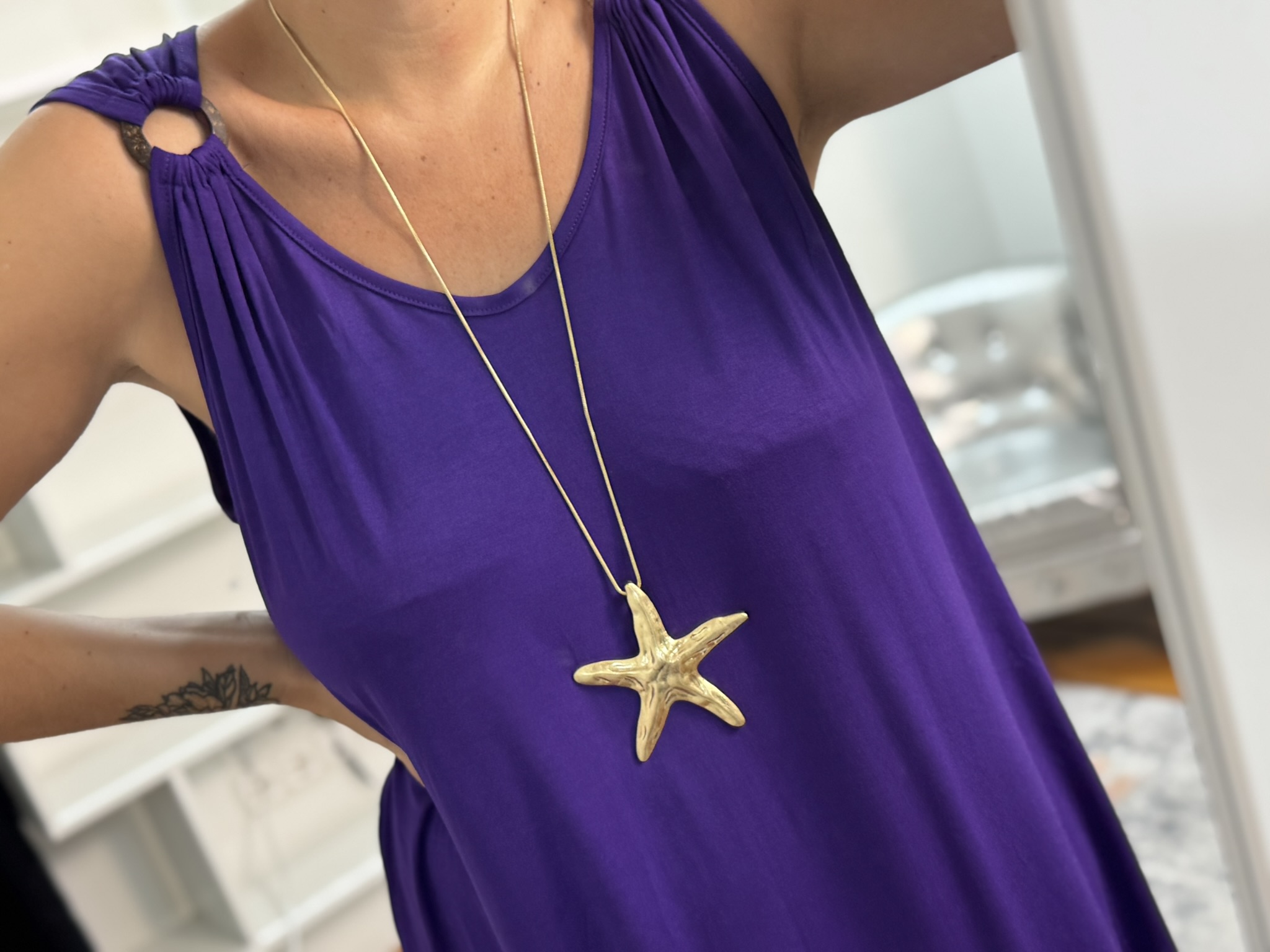 Vestido detalle hombro