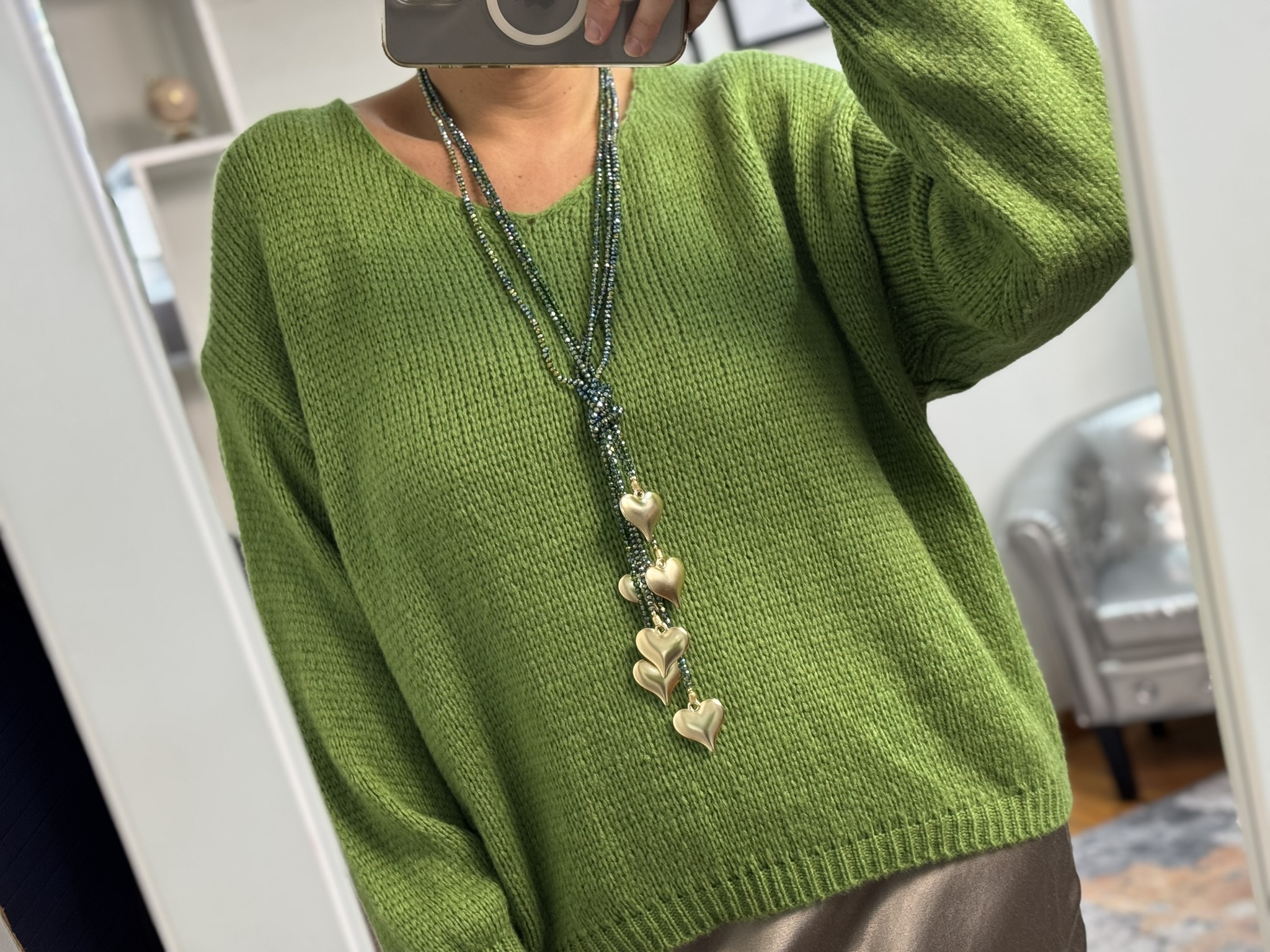 Collar nudo corazones