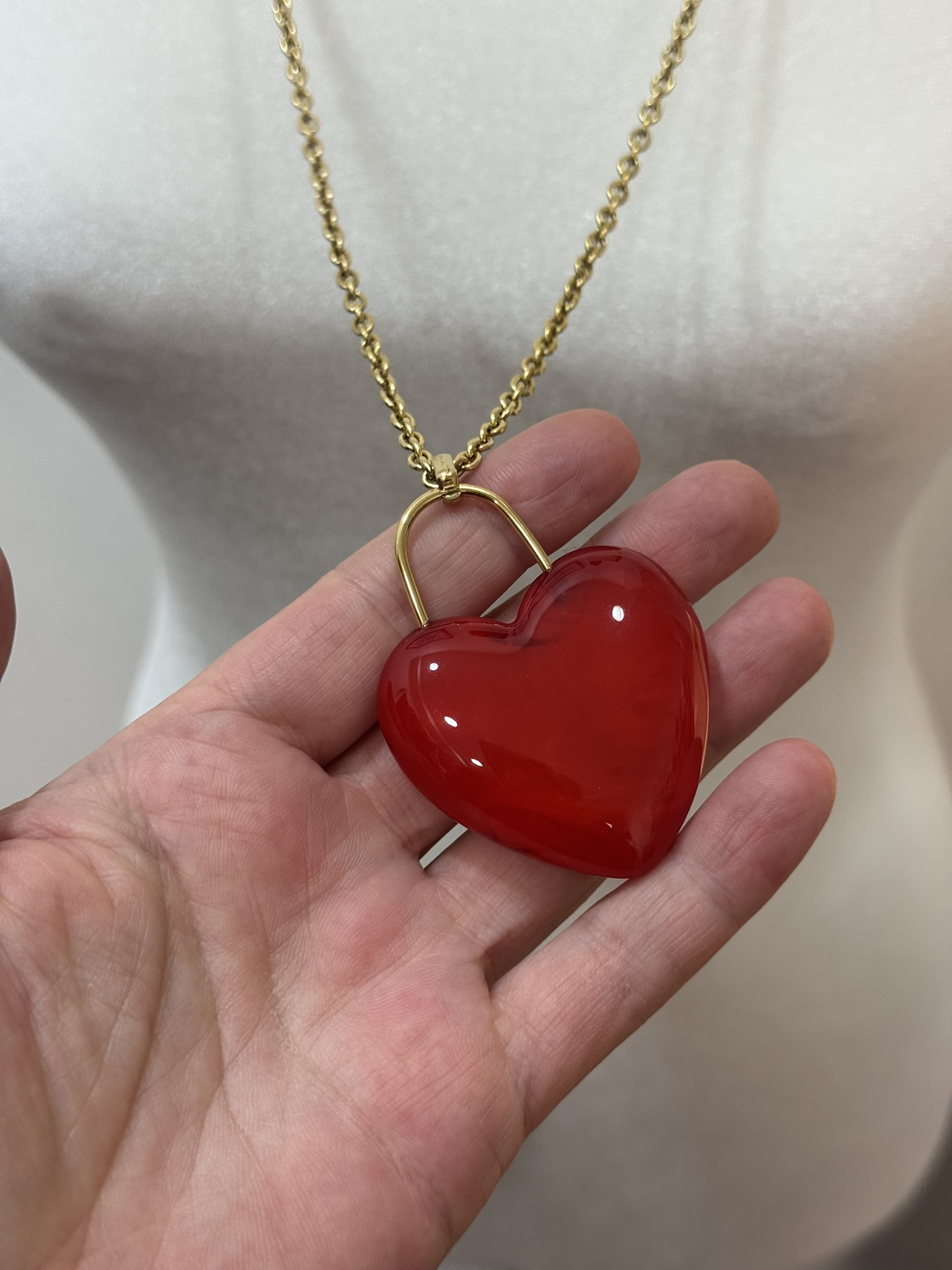 Collar corazón rojo