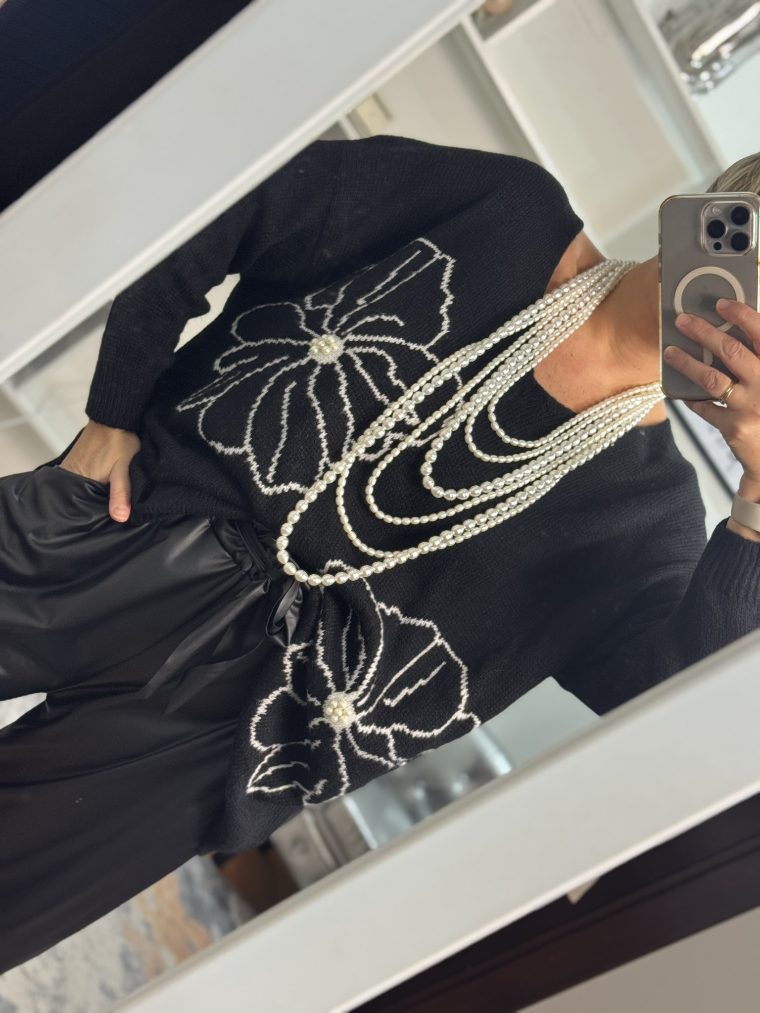 Jersey pico flores detalle perlas