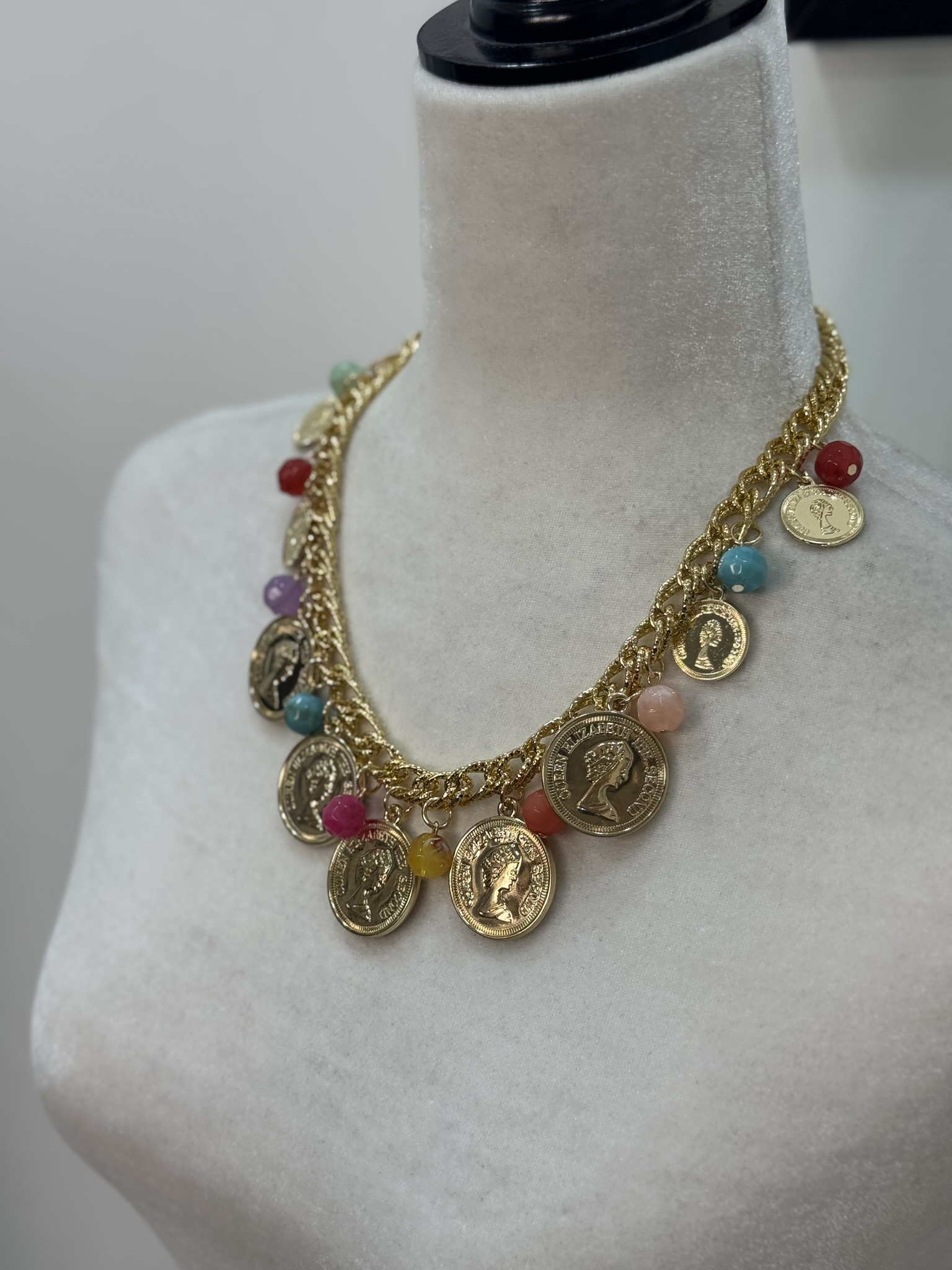 Collar monedas