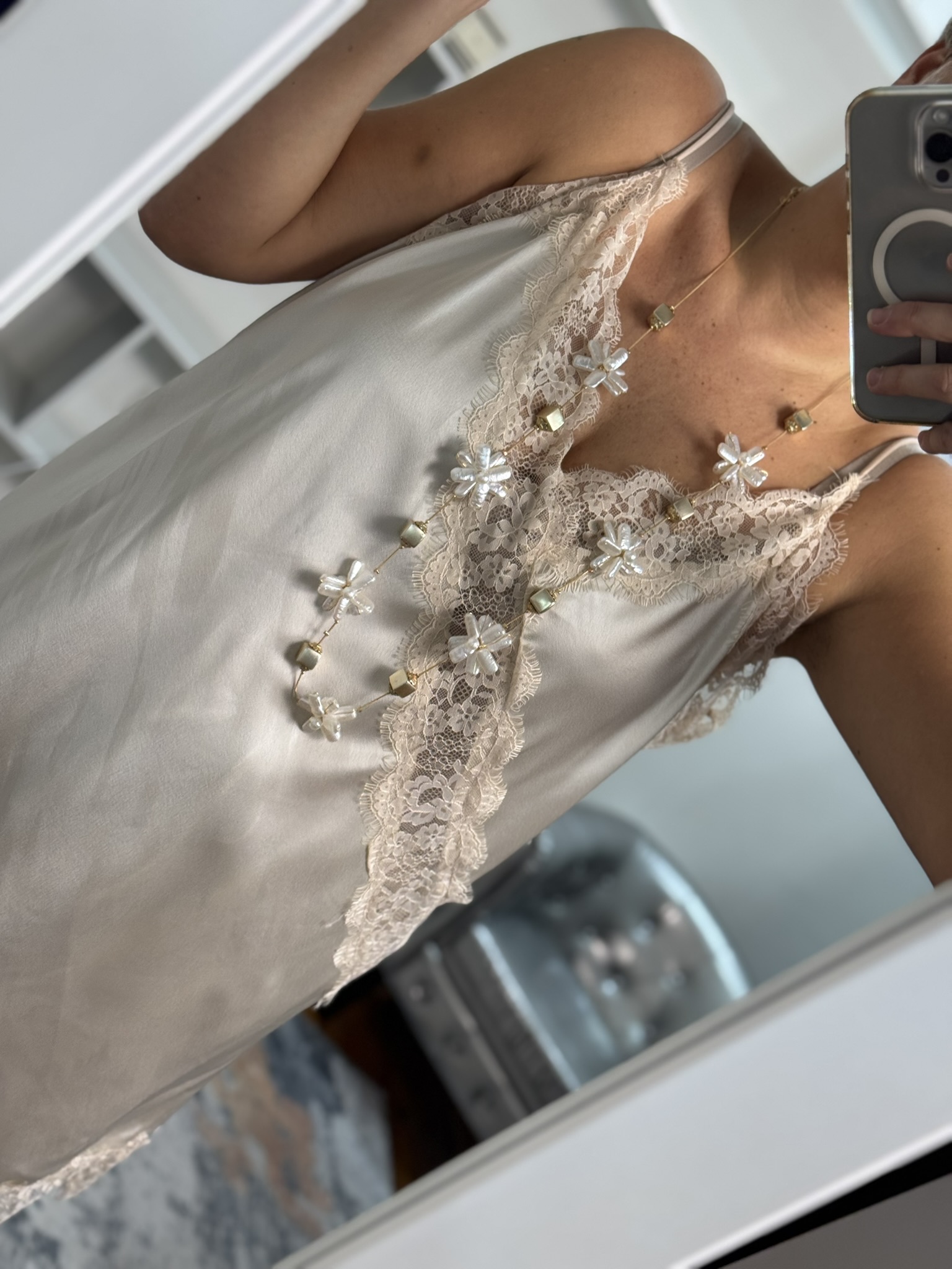 Vestido lencero asimétrico