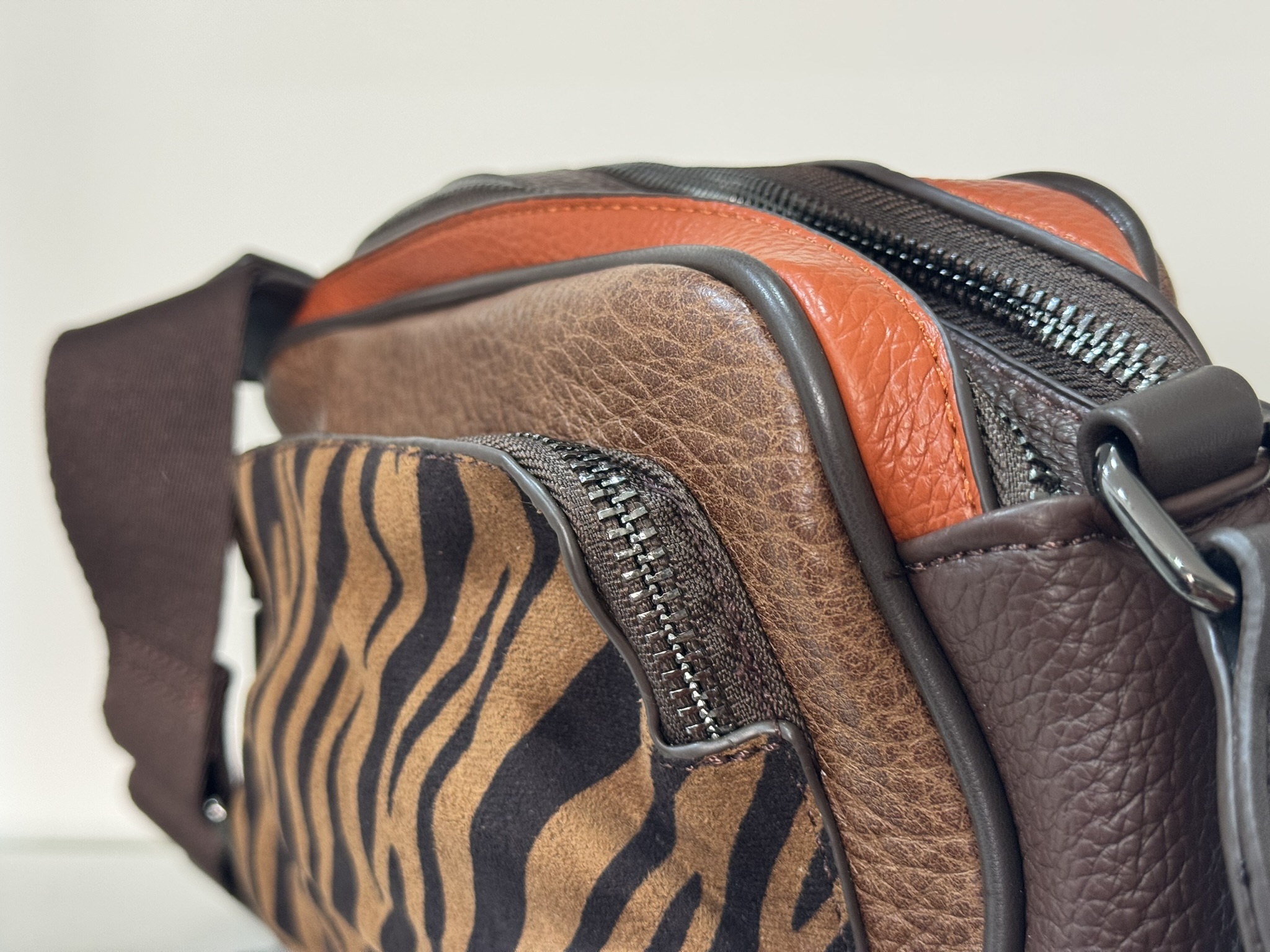 Bolso bandolera cebra animal print