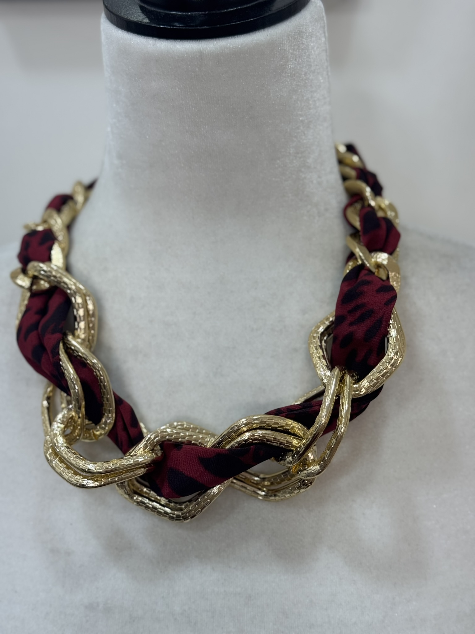 Collar eslabones animal print 