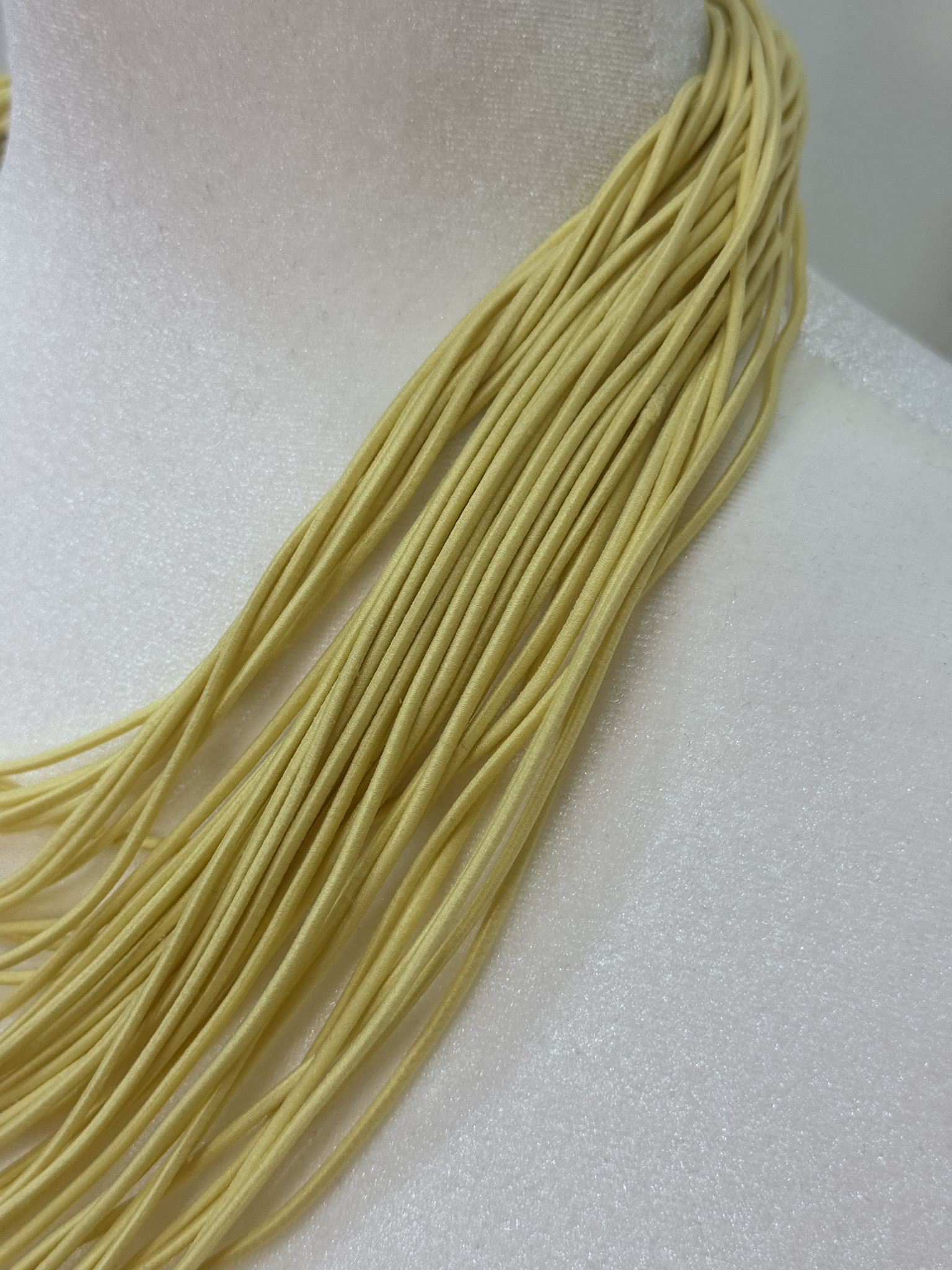 Collar multivueltas cierre imán