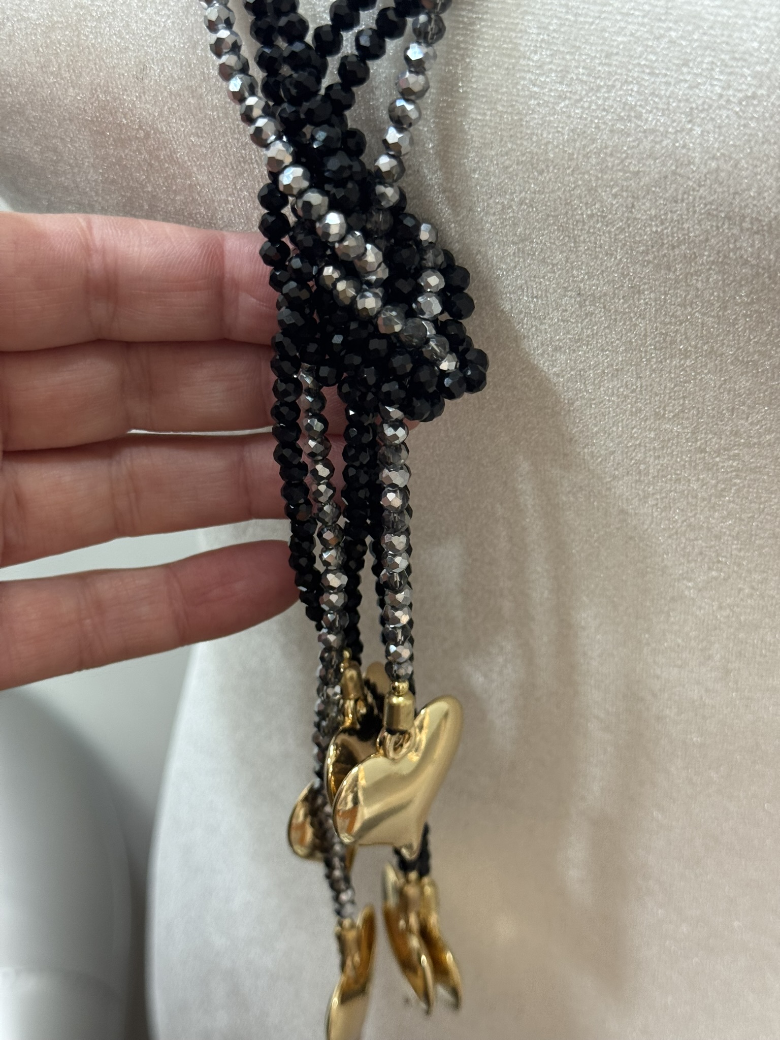 Collar largo corazones