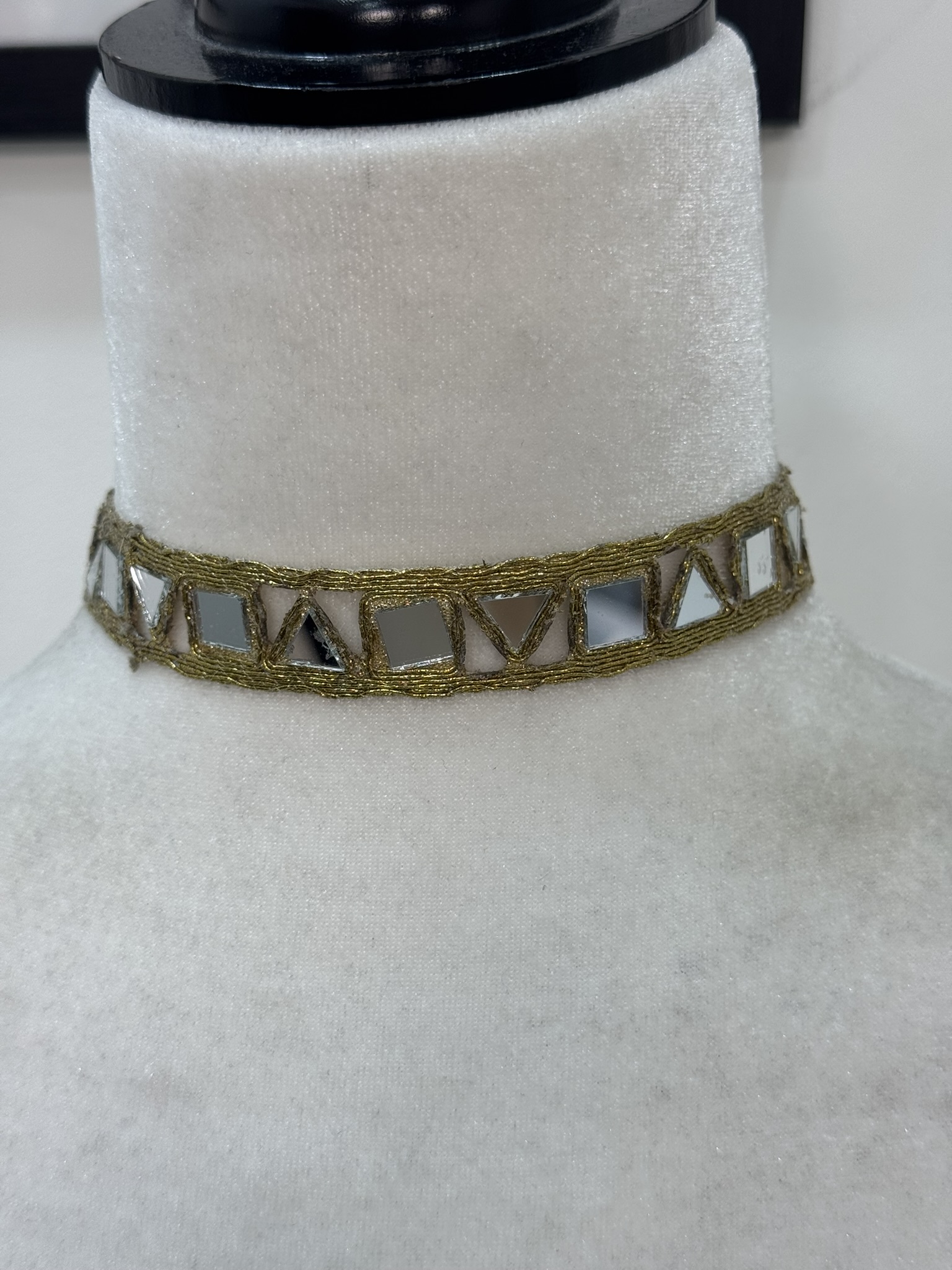Collar Choker