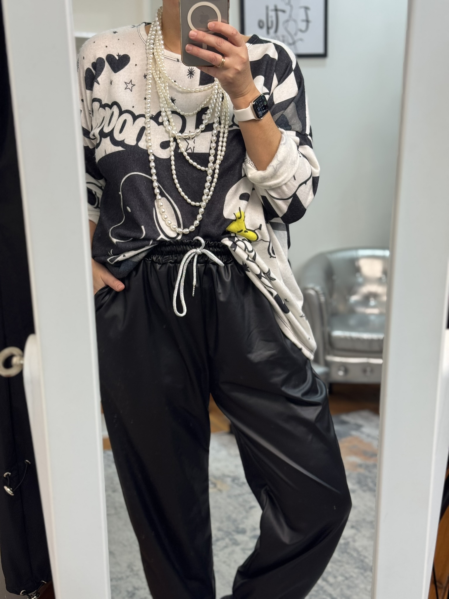 Jogger bombacho símil piel