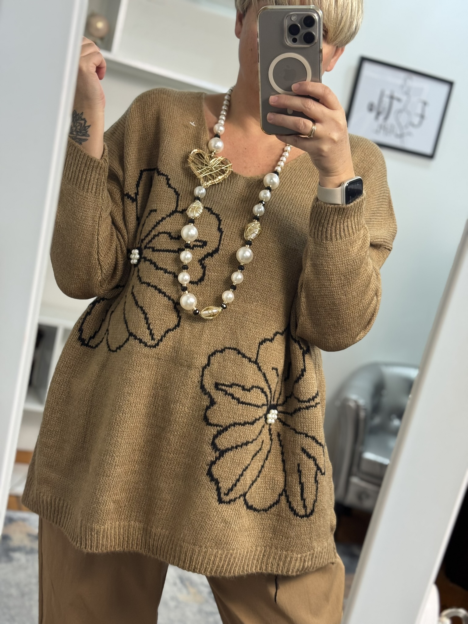 Jersey pico flores detalle perlas