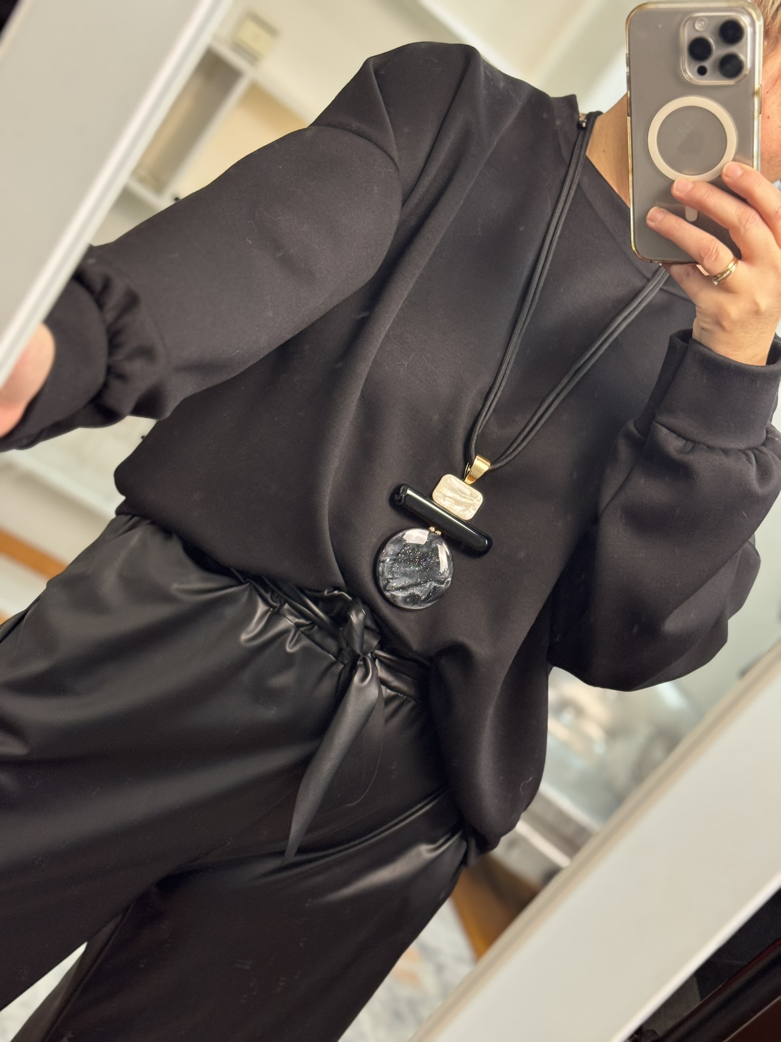 Collar largo círculo