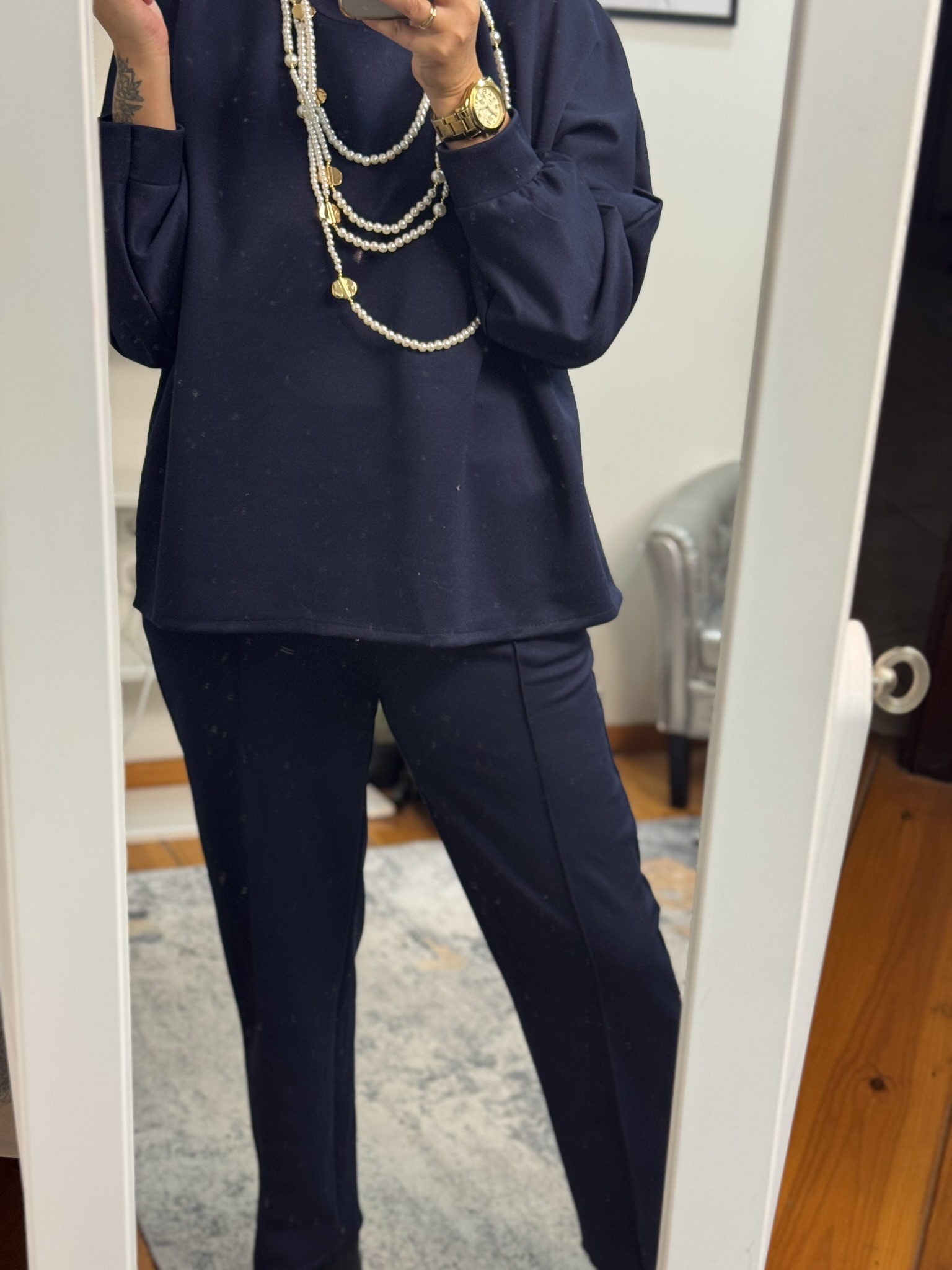 Conjunto sudadera y pantalón detalle nervio