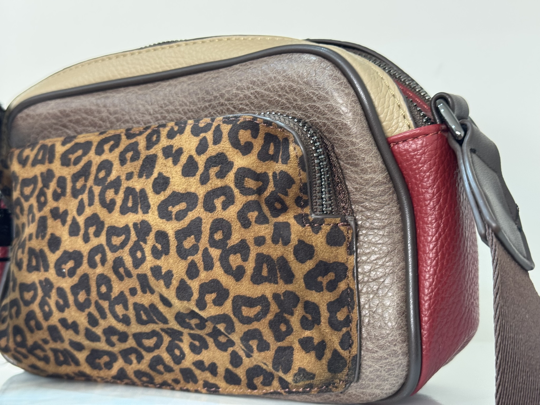 Bolso bandolera leopardo