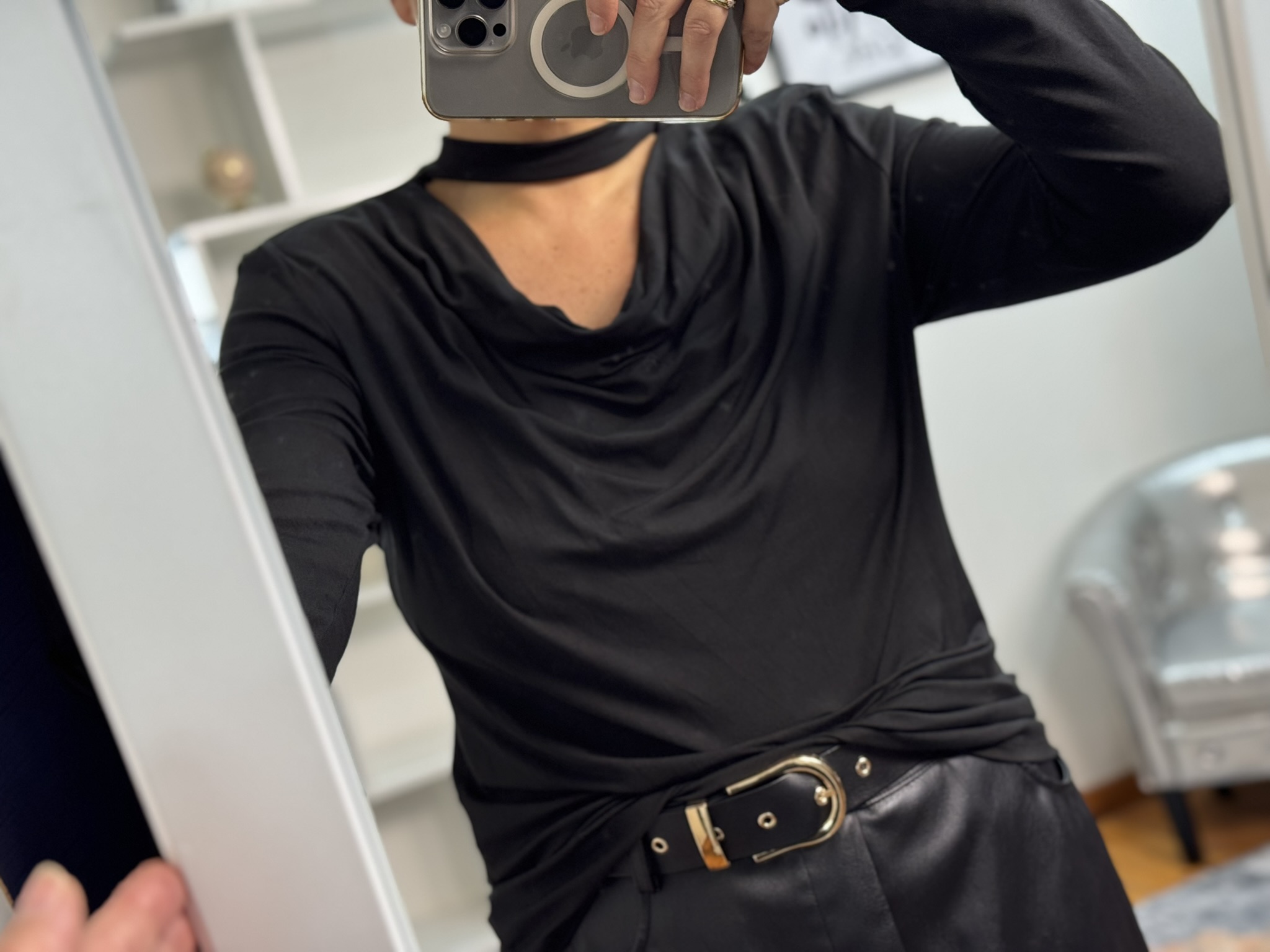 Camiseta escote drapeado