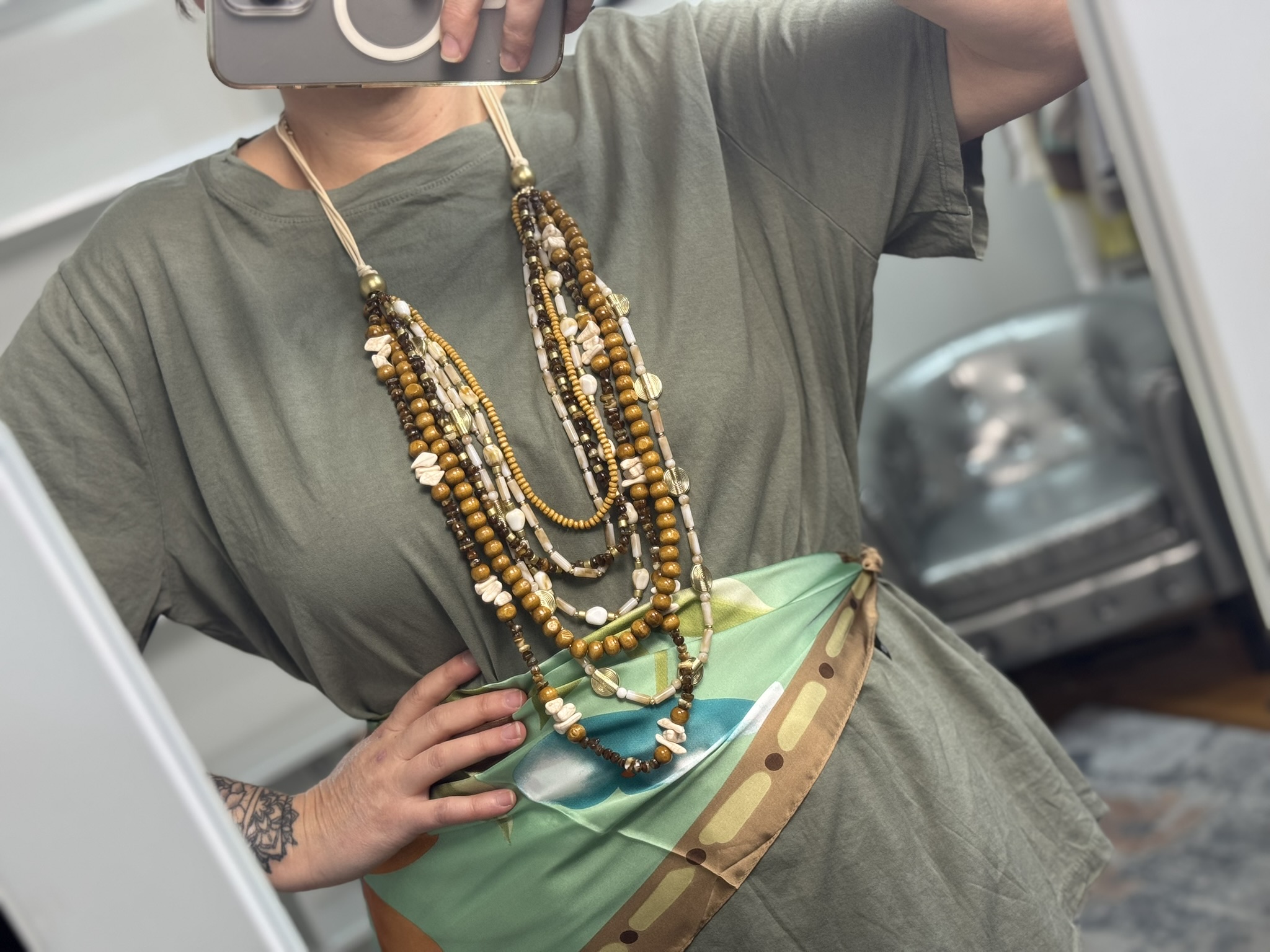 Collar boho cascada piedras