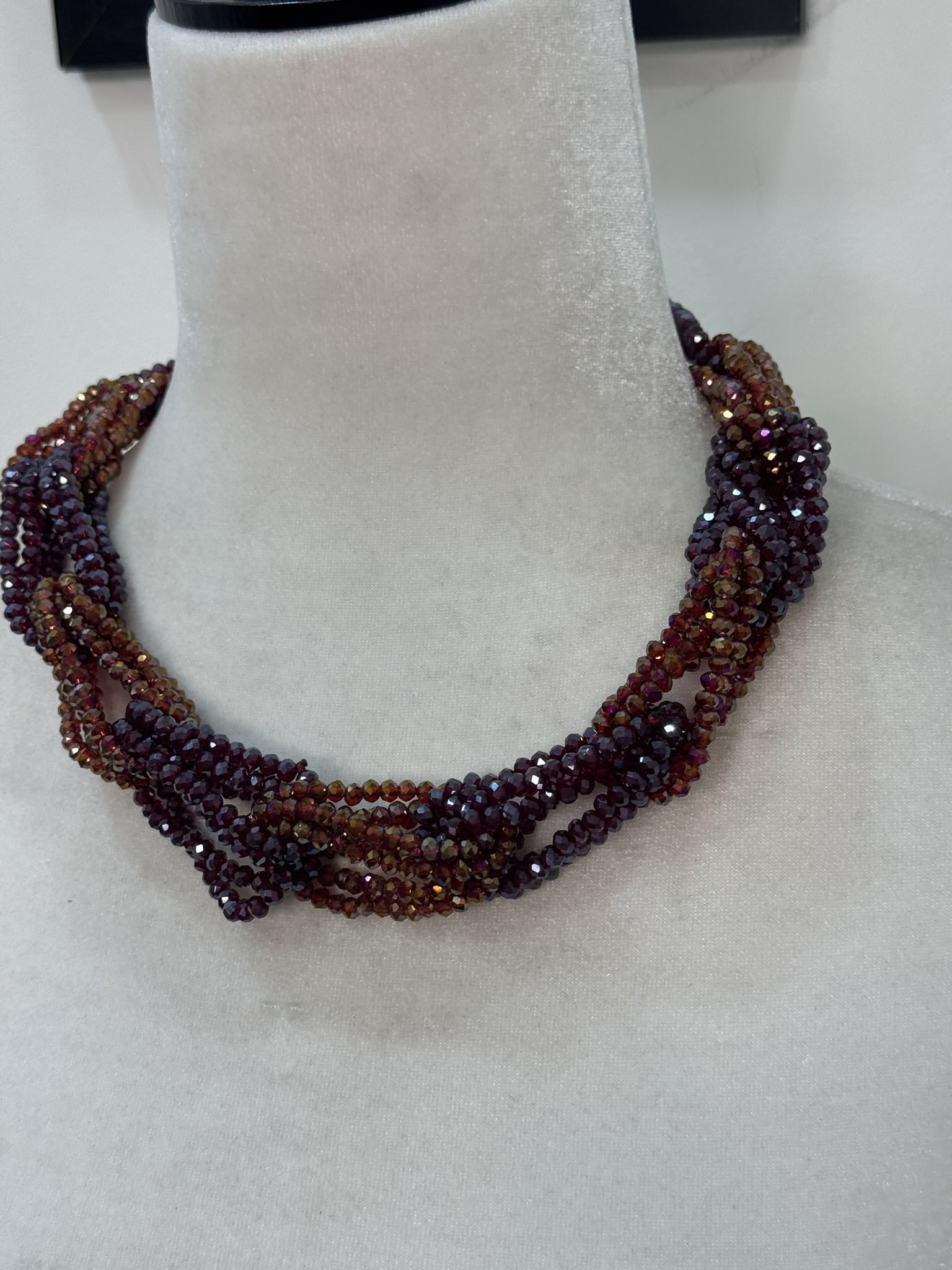 Collar brillos trenzado