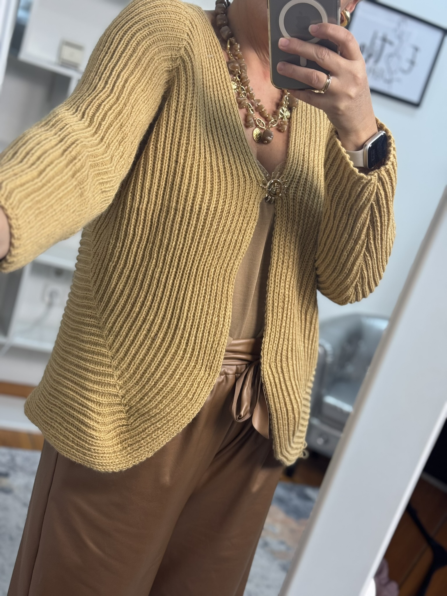 Cardigan punto detalle imperdible sol