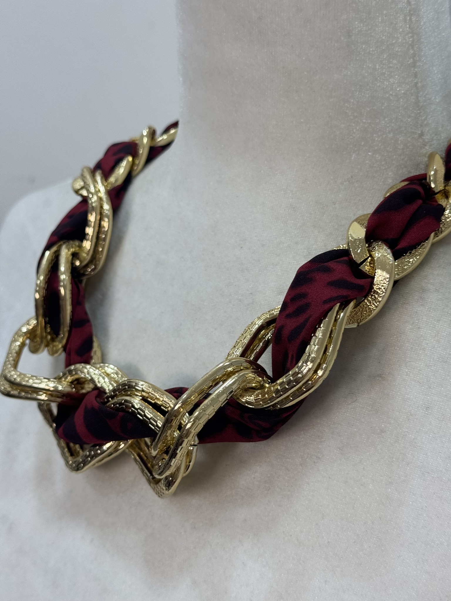 Collar eslabones animal print 