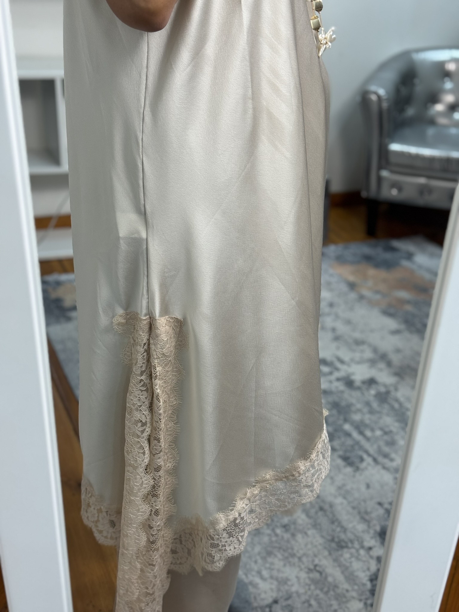 Vestido lencero asimétrico