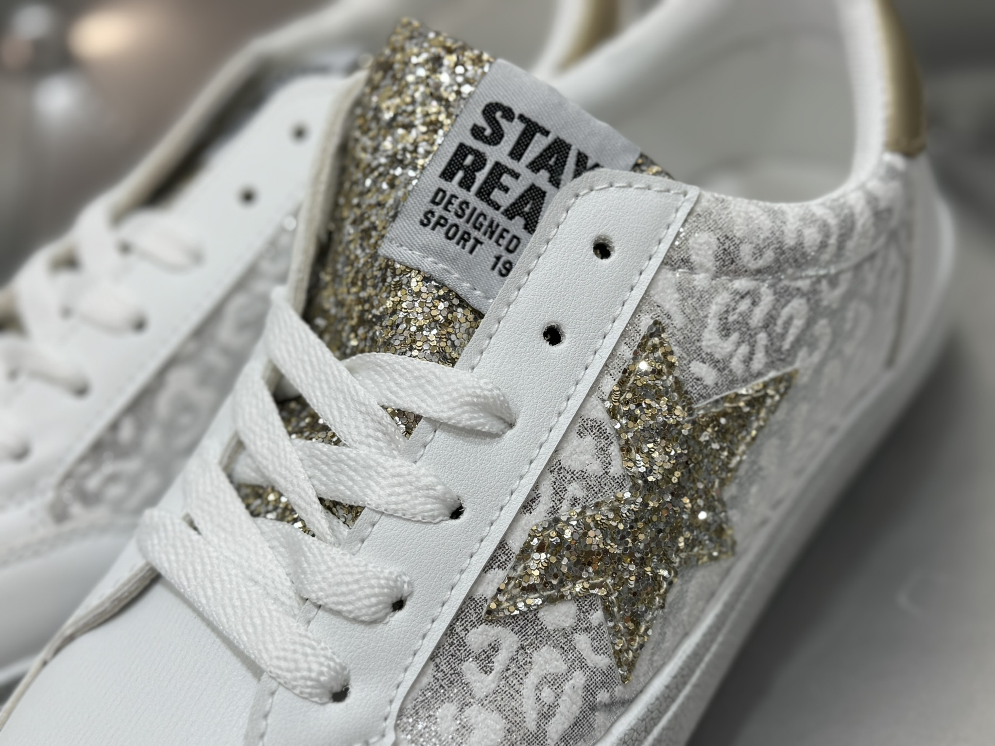 Zapatilla estrella brillos