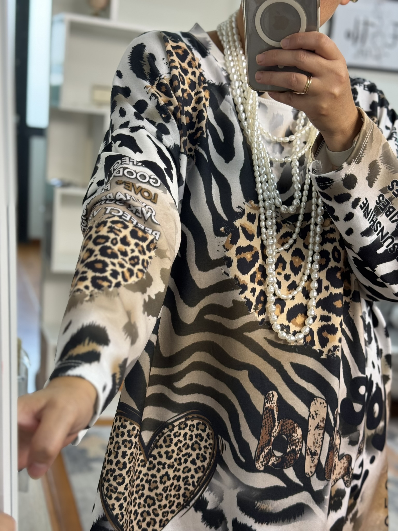 Sudadera-vestido corazones animal print