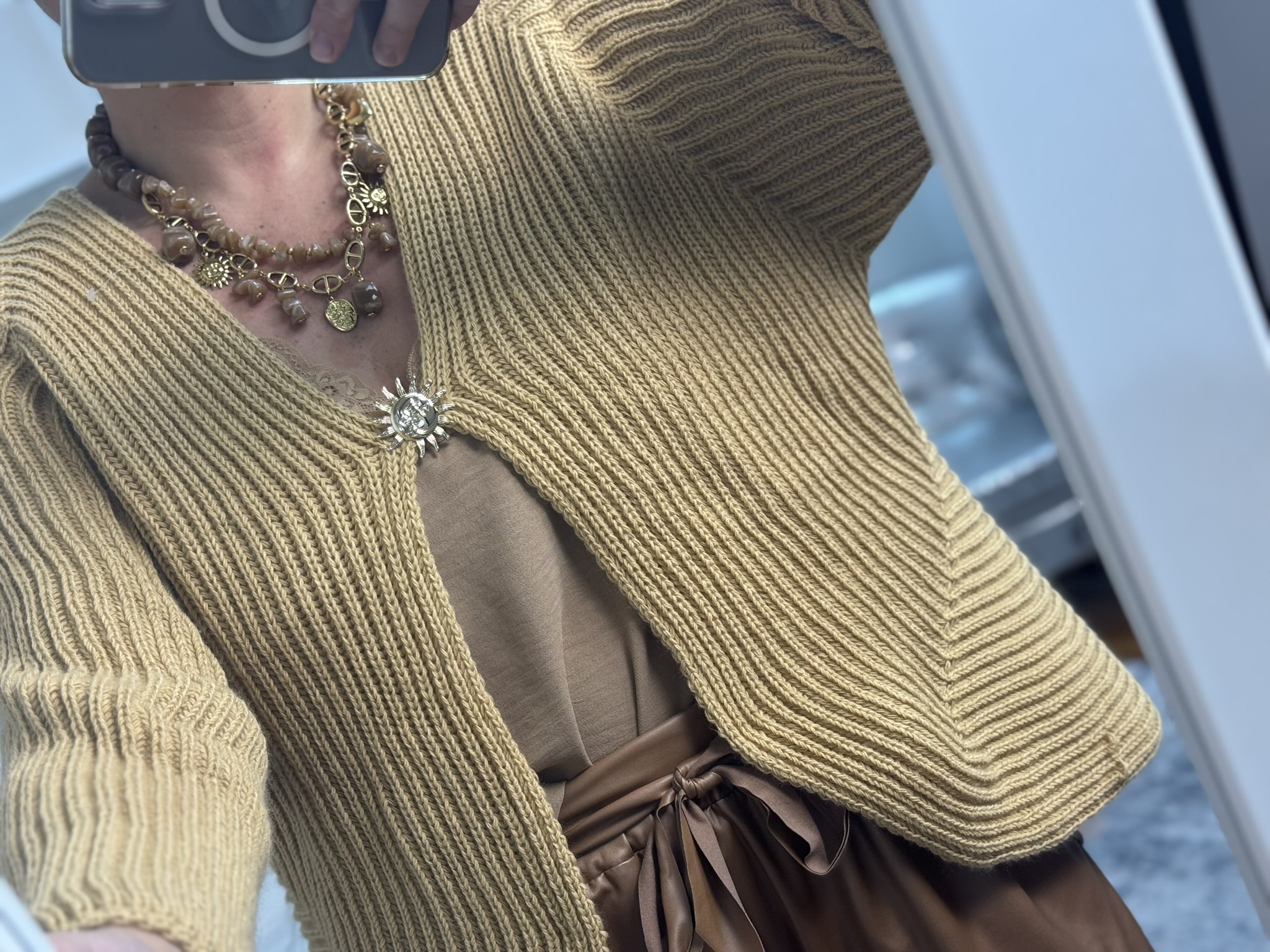 Cardigan punto detalle imperdible sol