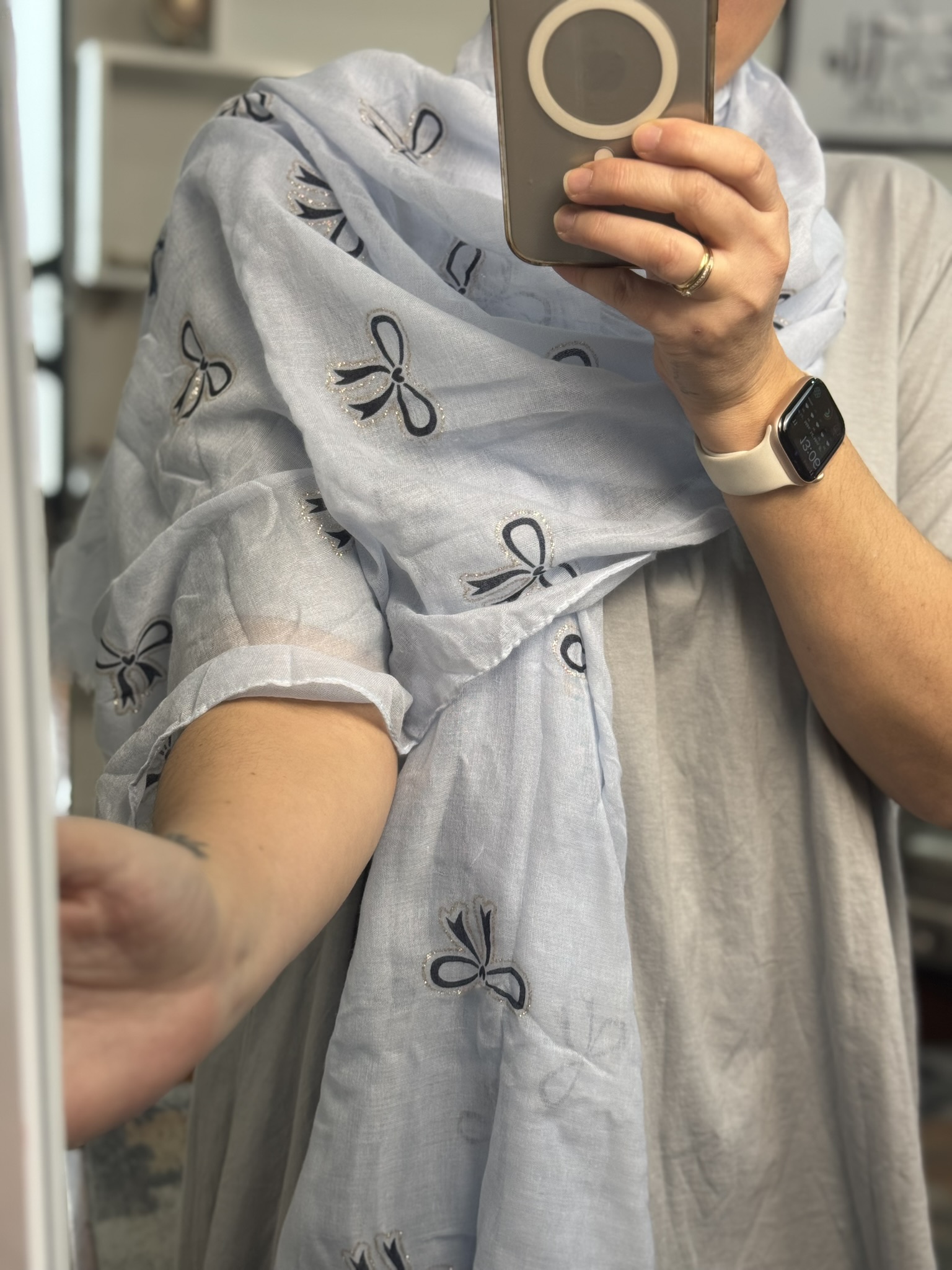 Maxi pañuelo lazos  strass