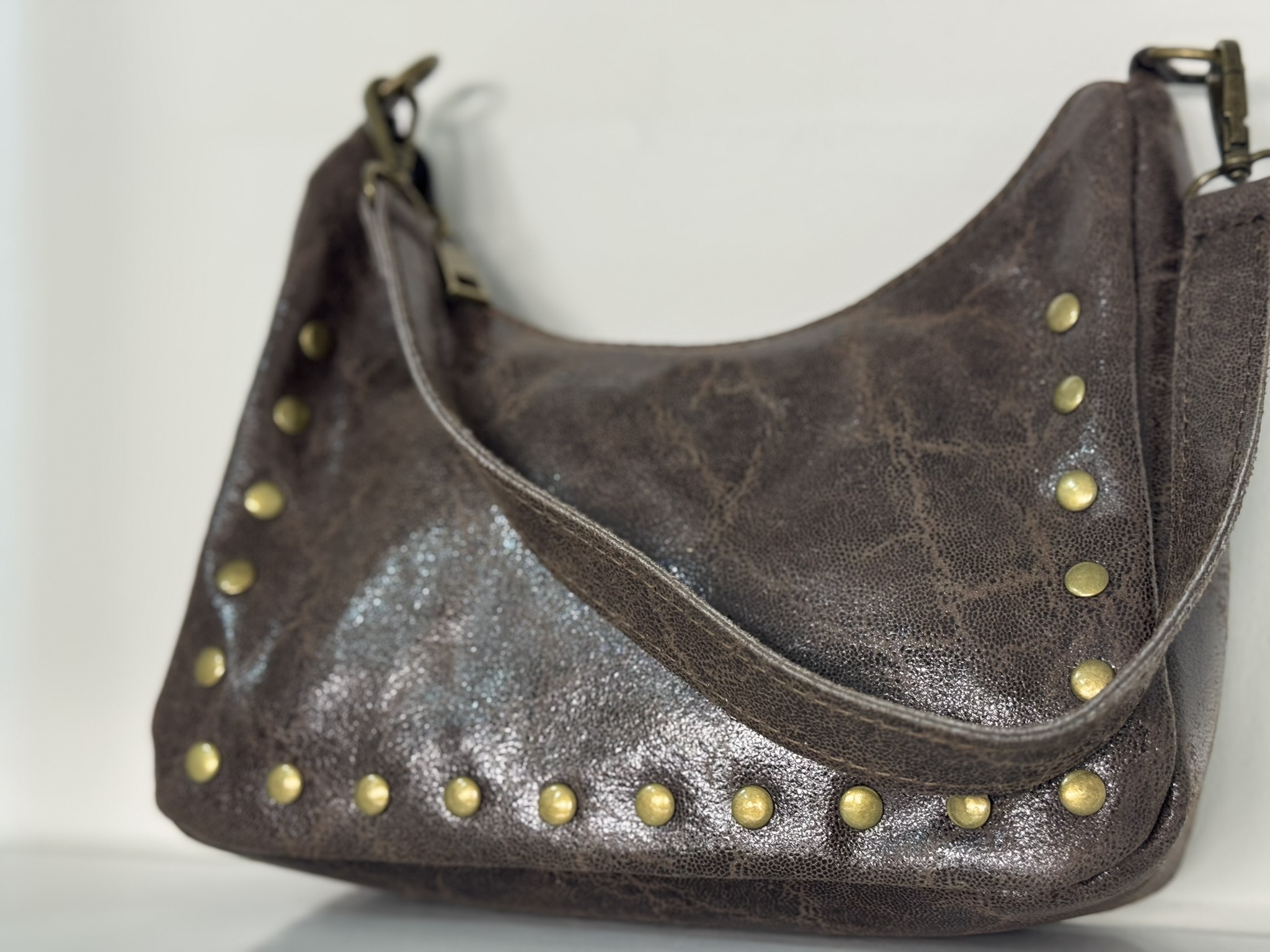 Bolso piel tachas