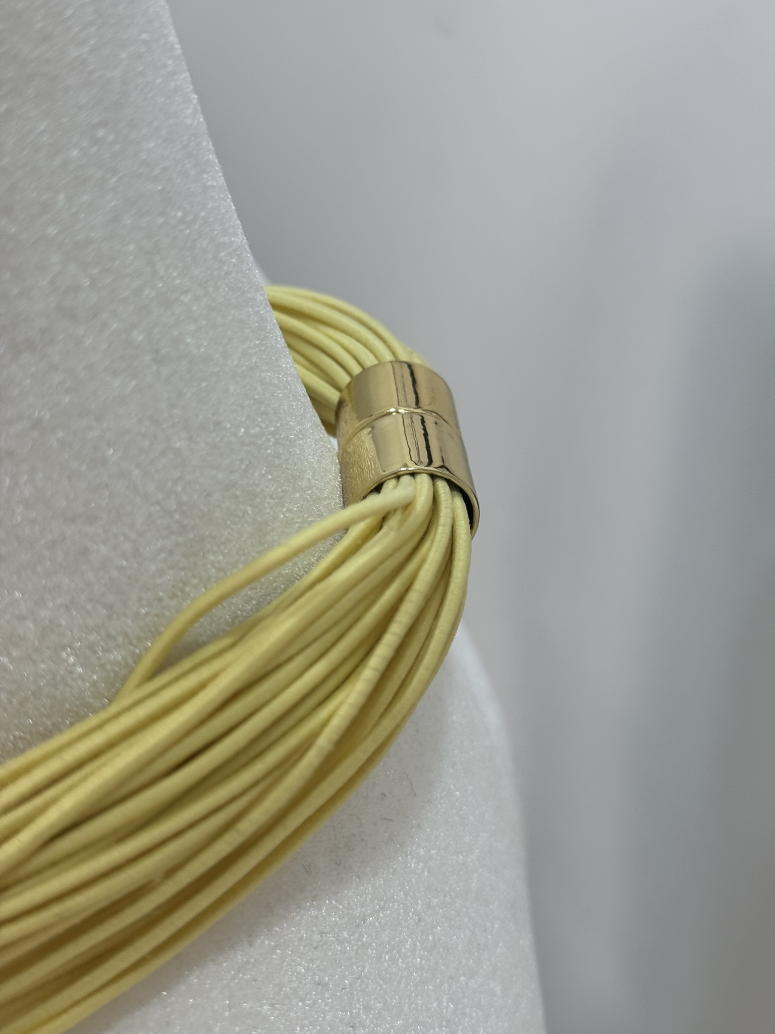 Collar multivueltas cierre imán