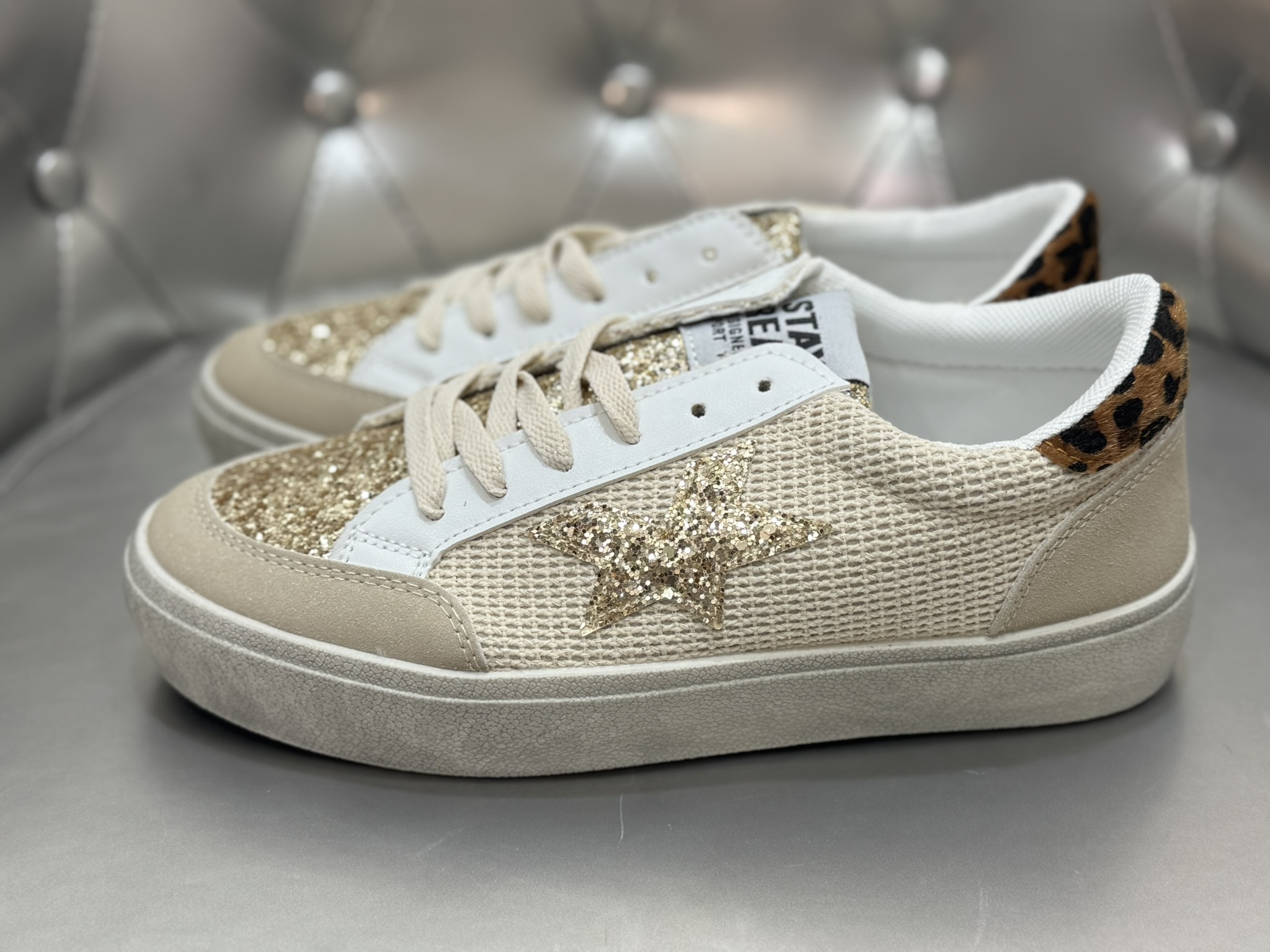 Zapatilla estrella brillos beige