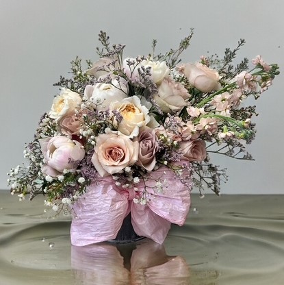 Blush Bouquet : Local Delivery