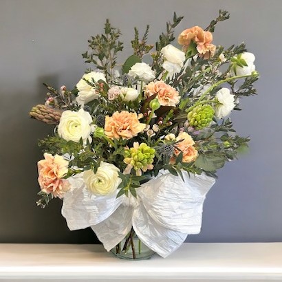 Blush Bouquet : Local Delivery