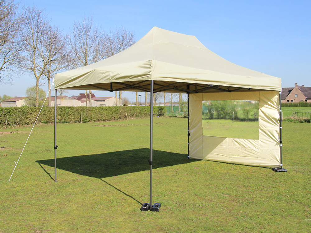 Tente Pliante de réception - Compact et pratique