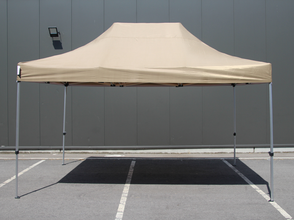 Tente Pliante de réception - Compact et pratique