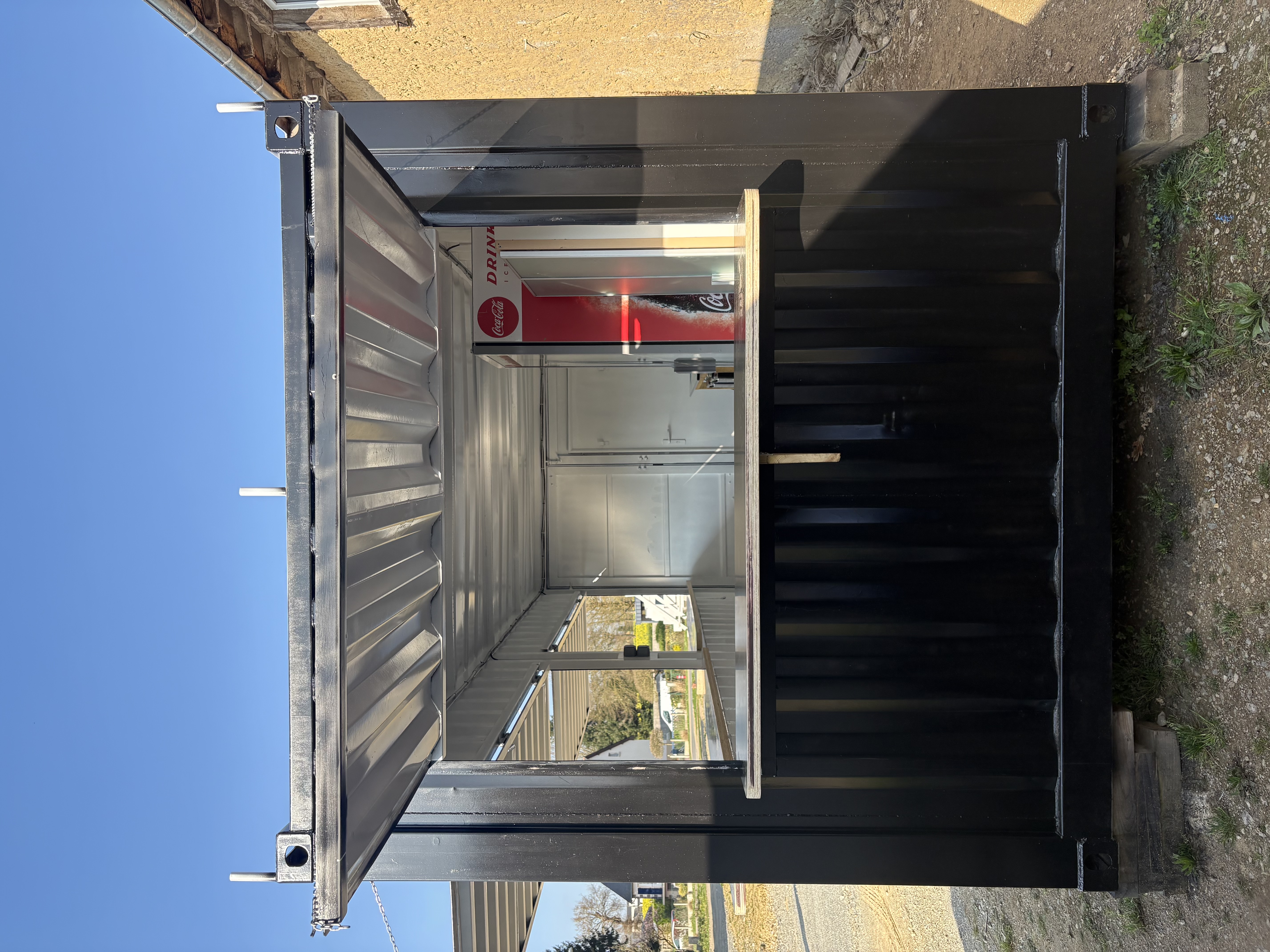 Conteneur Buvette Aménagé – Prêt à l’emploi pour vos événements