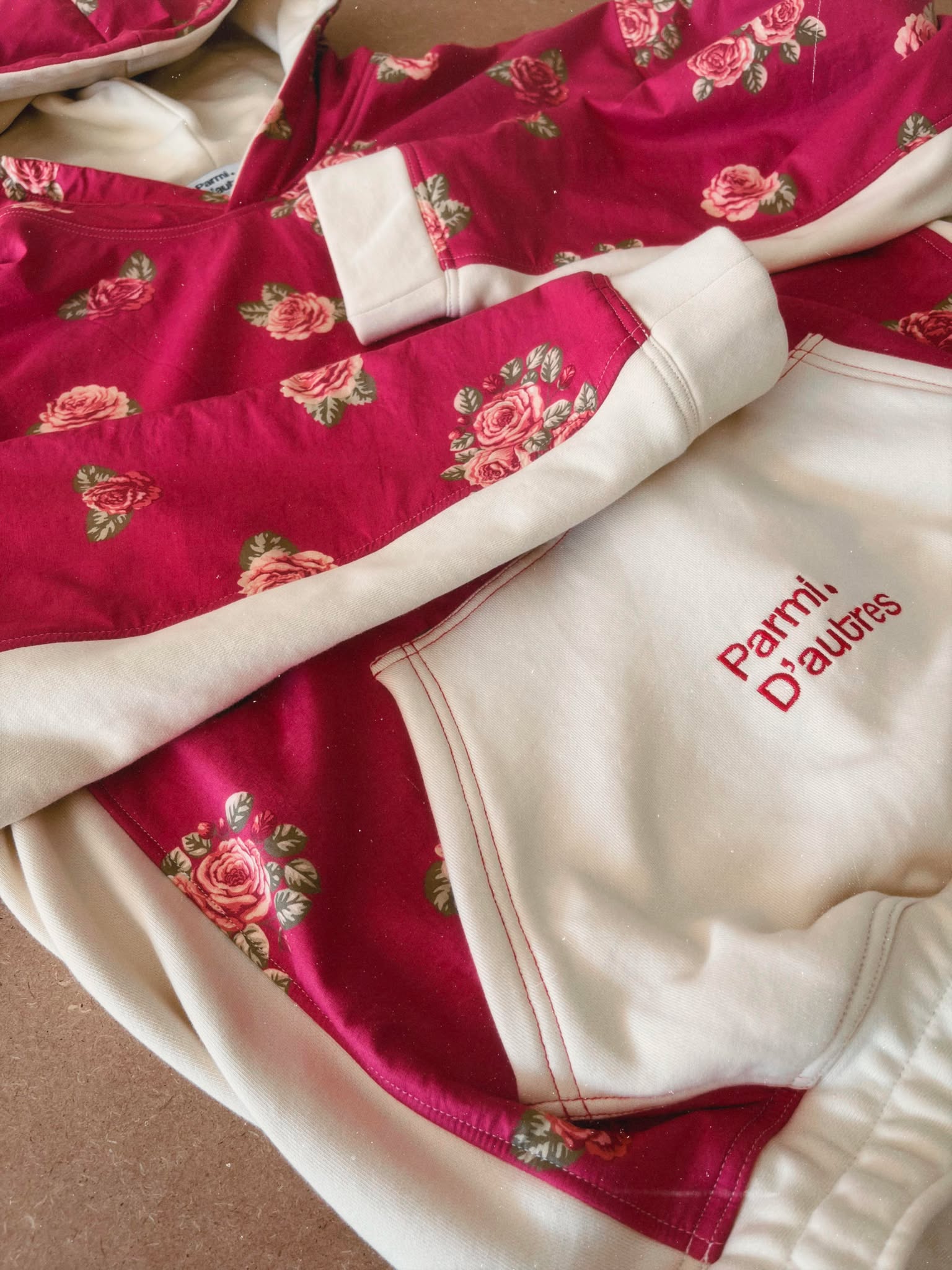 Hoodie upcyclé - Roses