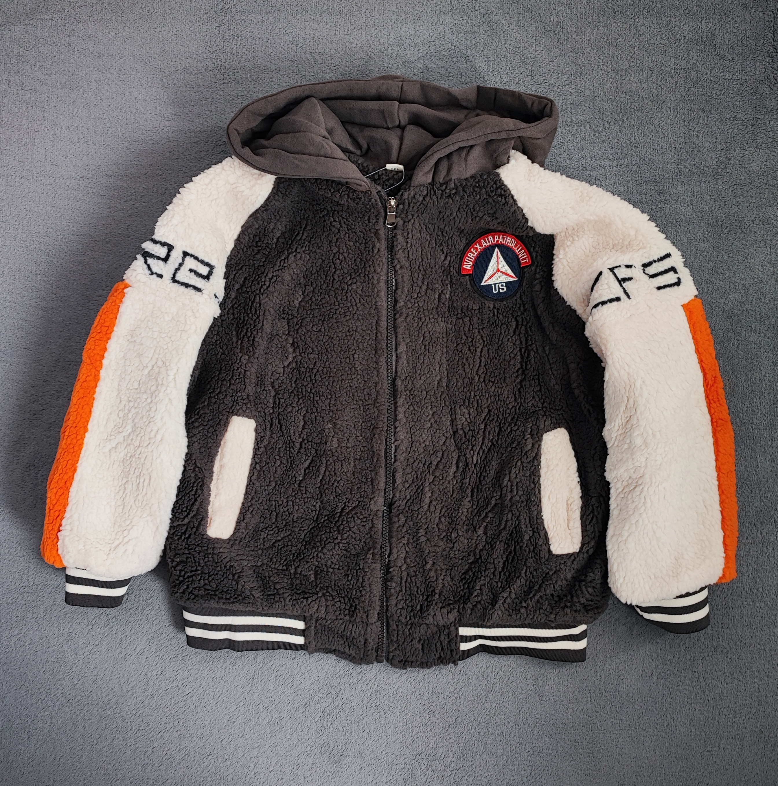 Chaqueta  ovejera con capucha para niños